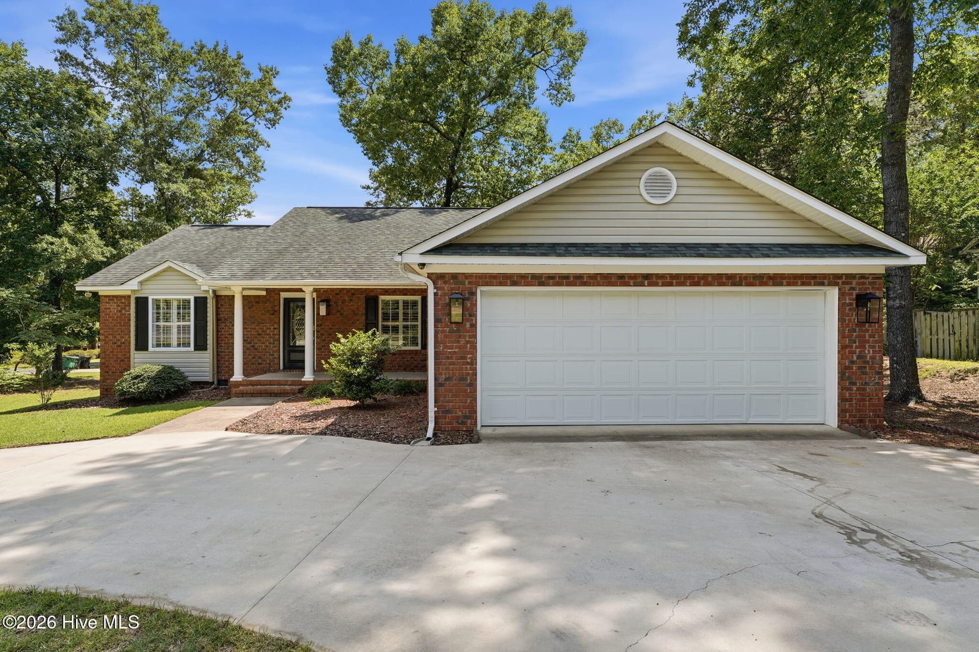 Single Family Residence at 2 Ash Court, Pinehurst, NC 28374, photo 2 of 61