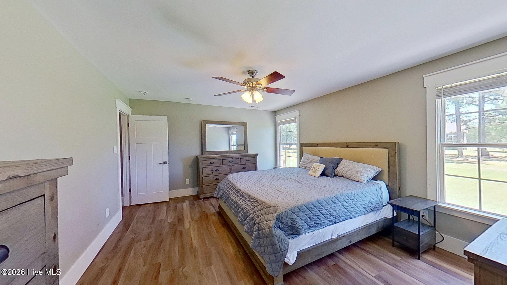 Single Family Residence at 1129 Coral Reef Drive, New Bern, NC 28560, photo 33 of 68