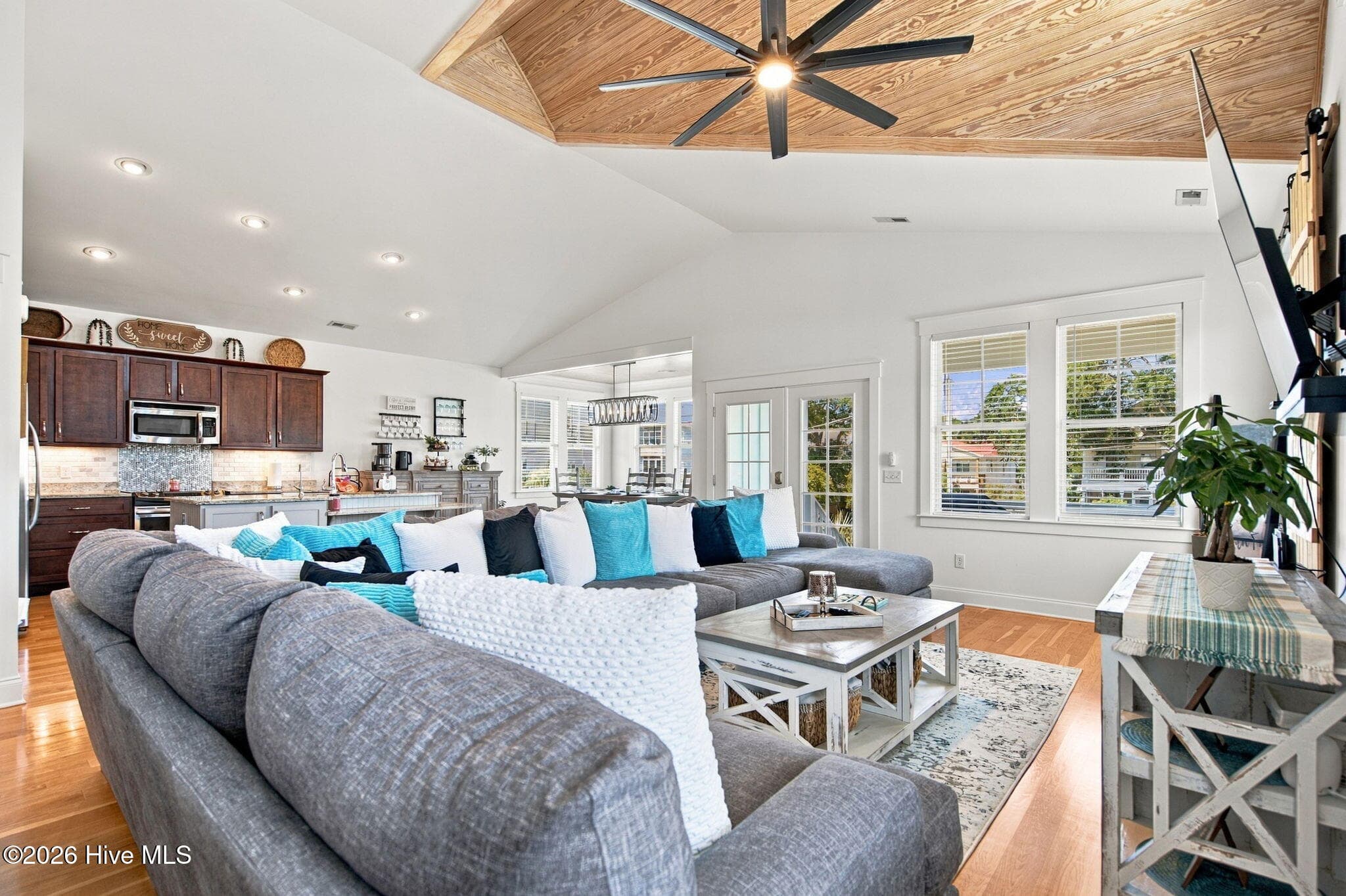 Single Family Residence at 1404 Mackerel Lane, Carolina Beach, NC 28428, photo 16 of 63