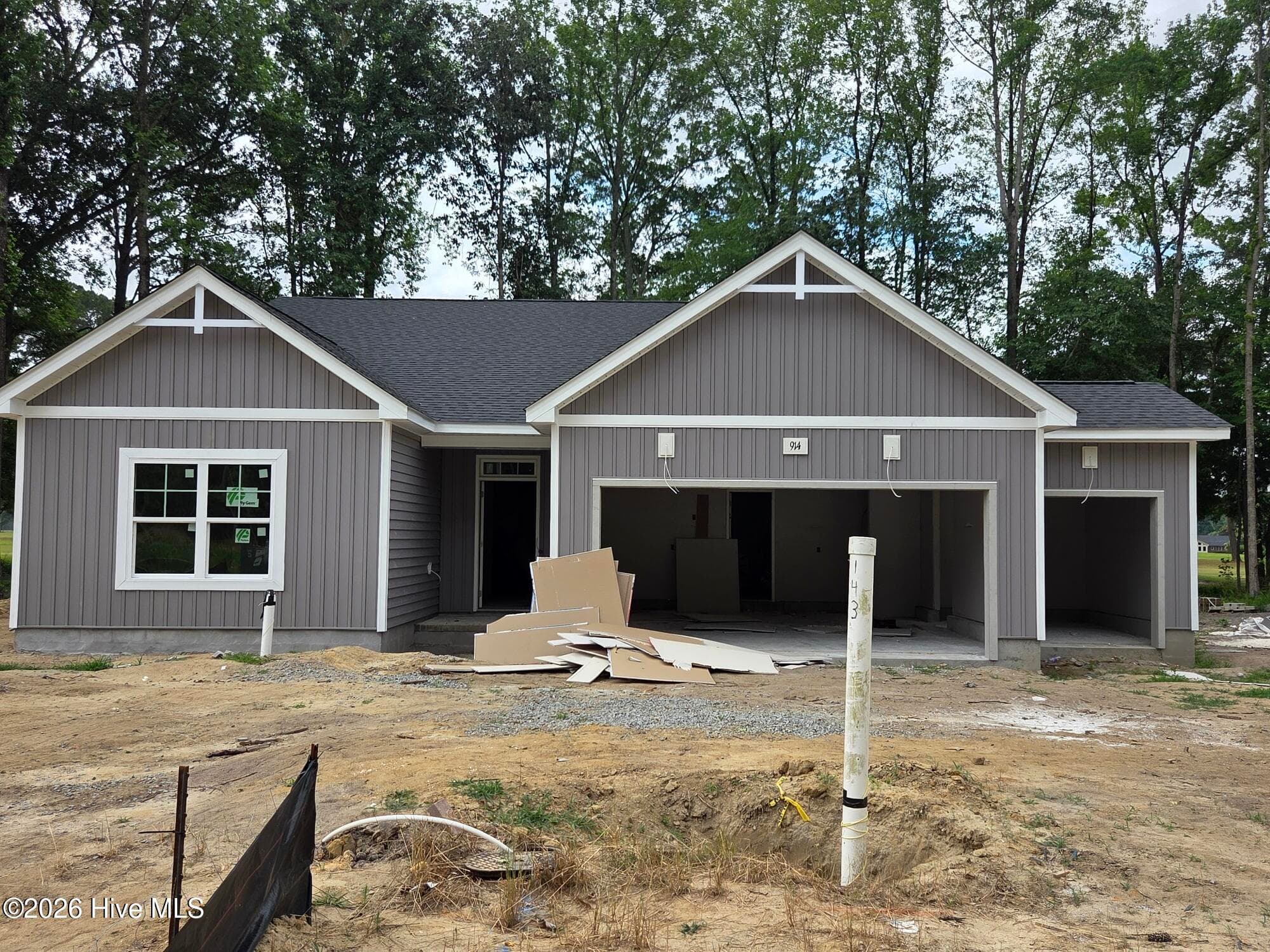 Single Family Residence at 914 Rialto Lane, Ayden, NC 28513, photo 5 of 62