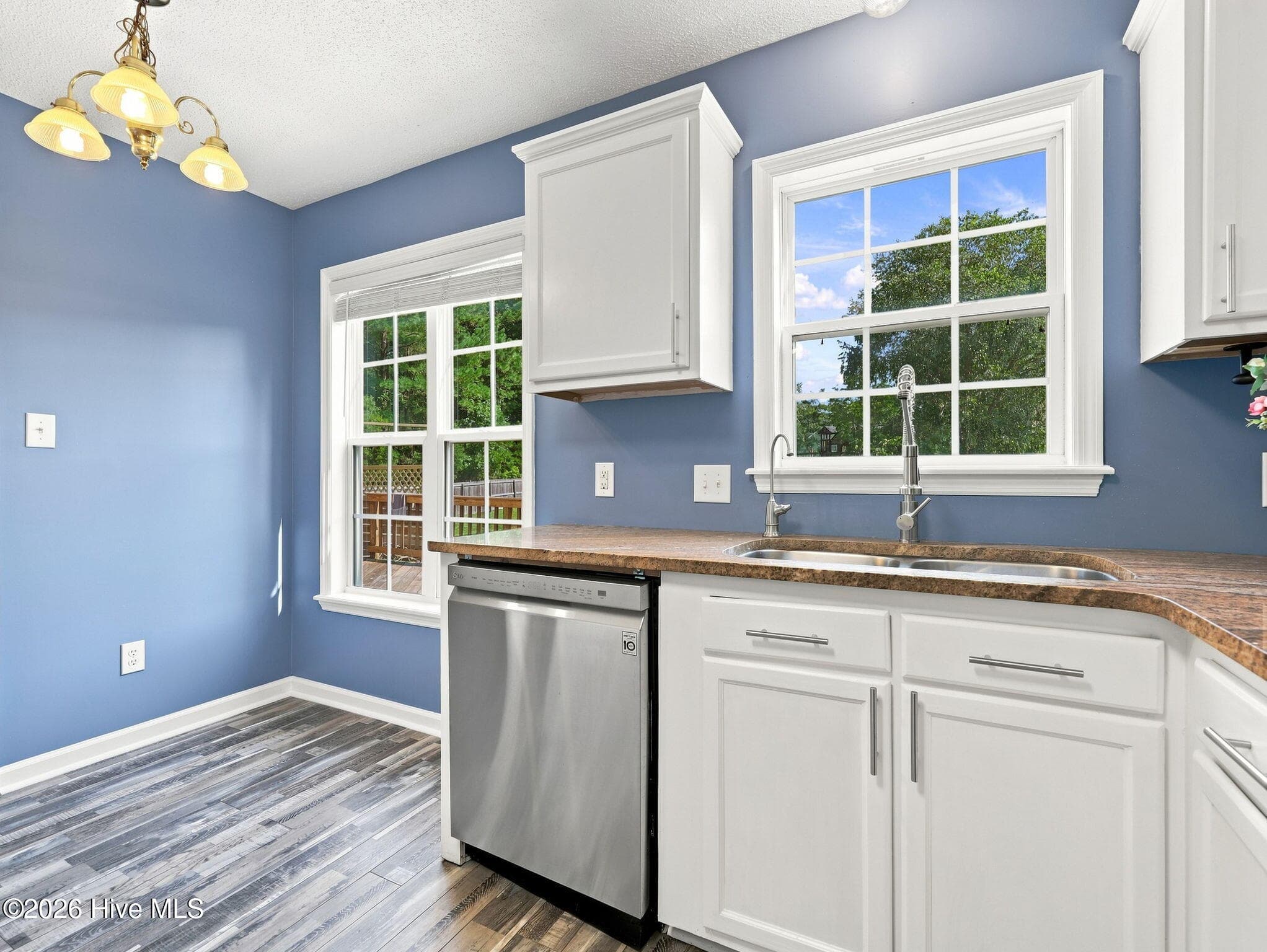 Single Family Residence at 116 Trailwood Drive, Hubert, NC 28539, photo 19 of 55