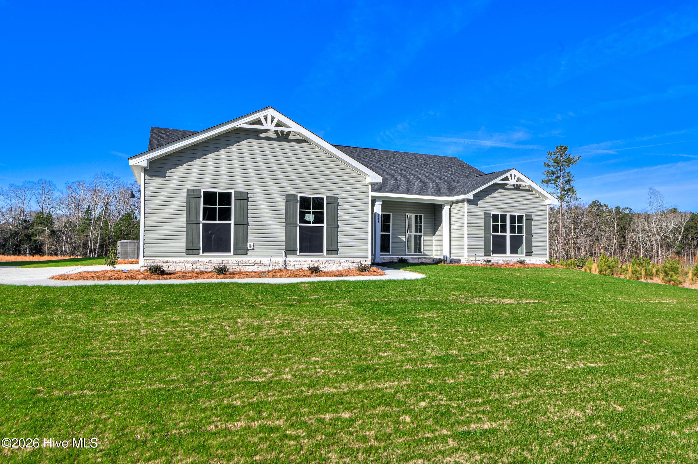 Single Family Residence at 149 Willow Oak Circle, Thomson, GA 30824, photo 3 of 32
