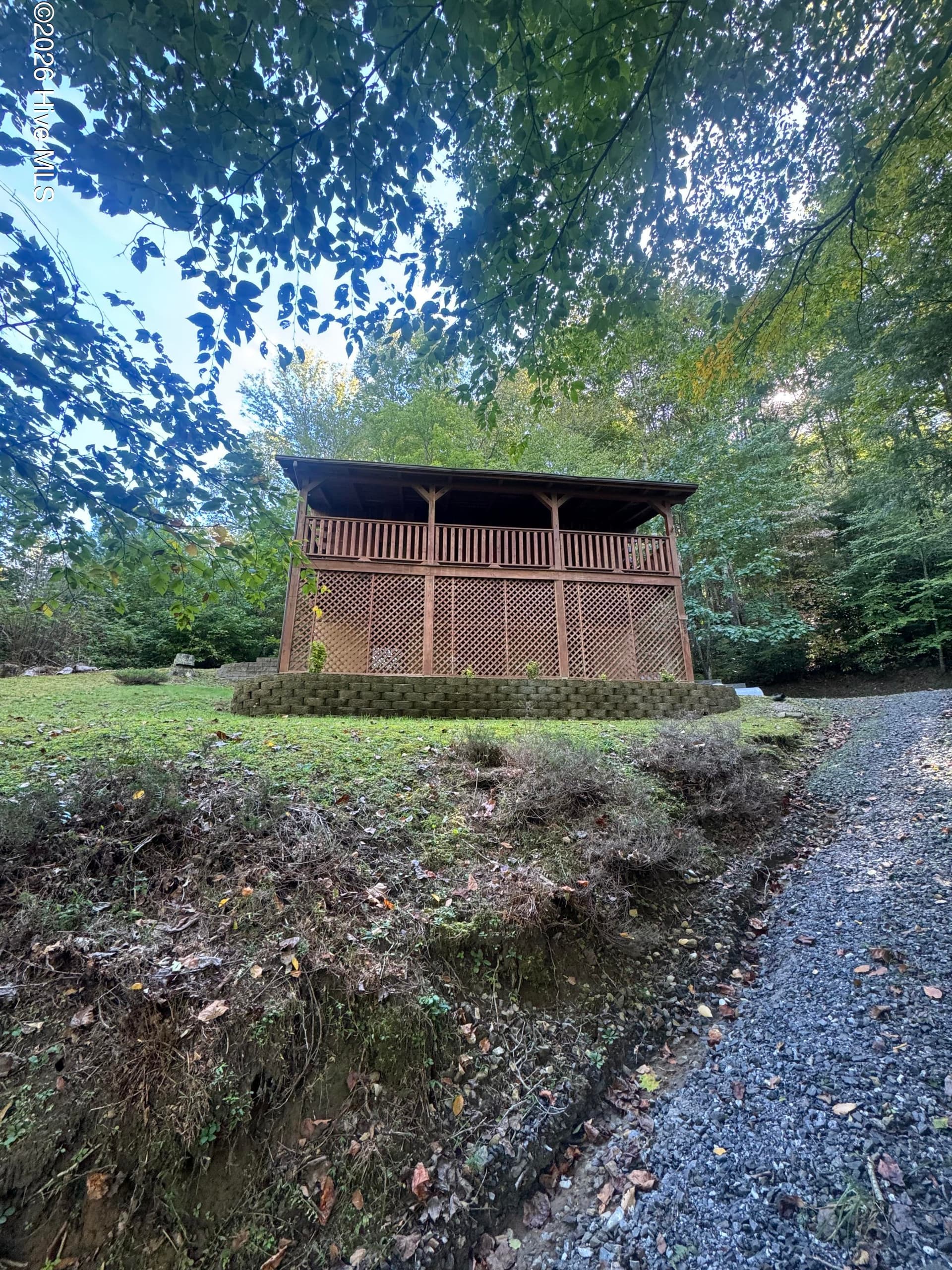 889 Wagon Train Road, Murphy, NC 28906