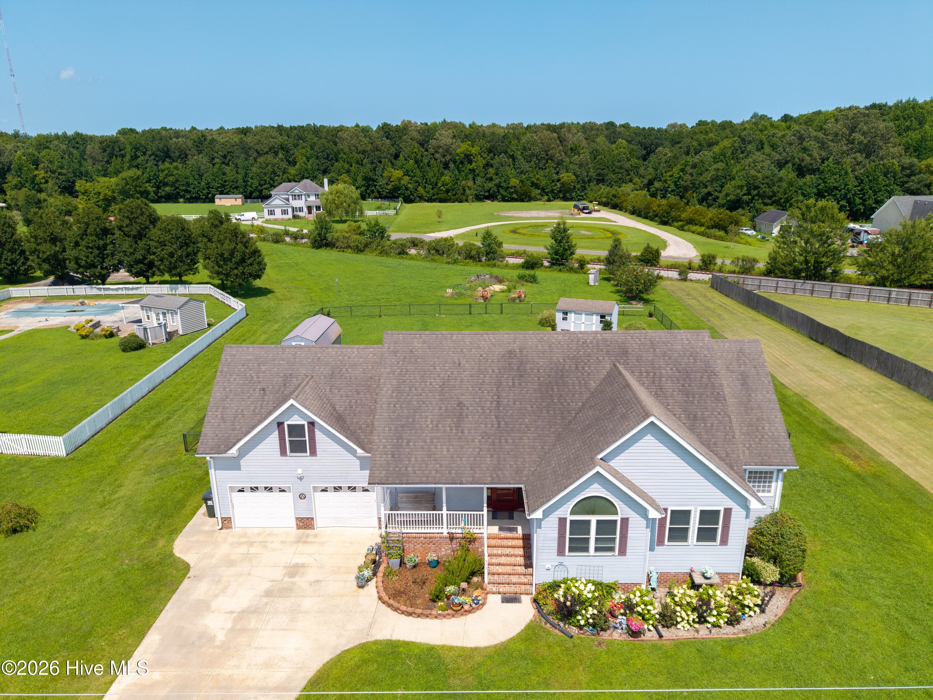 Single Family Residence at 573 Snowden Road, Moyock, NC 27958, photo 2 of 48