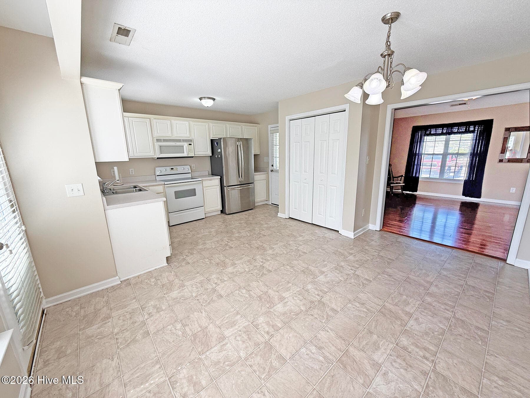4901 N Hampton Drive SE, Southport, NC 28461