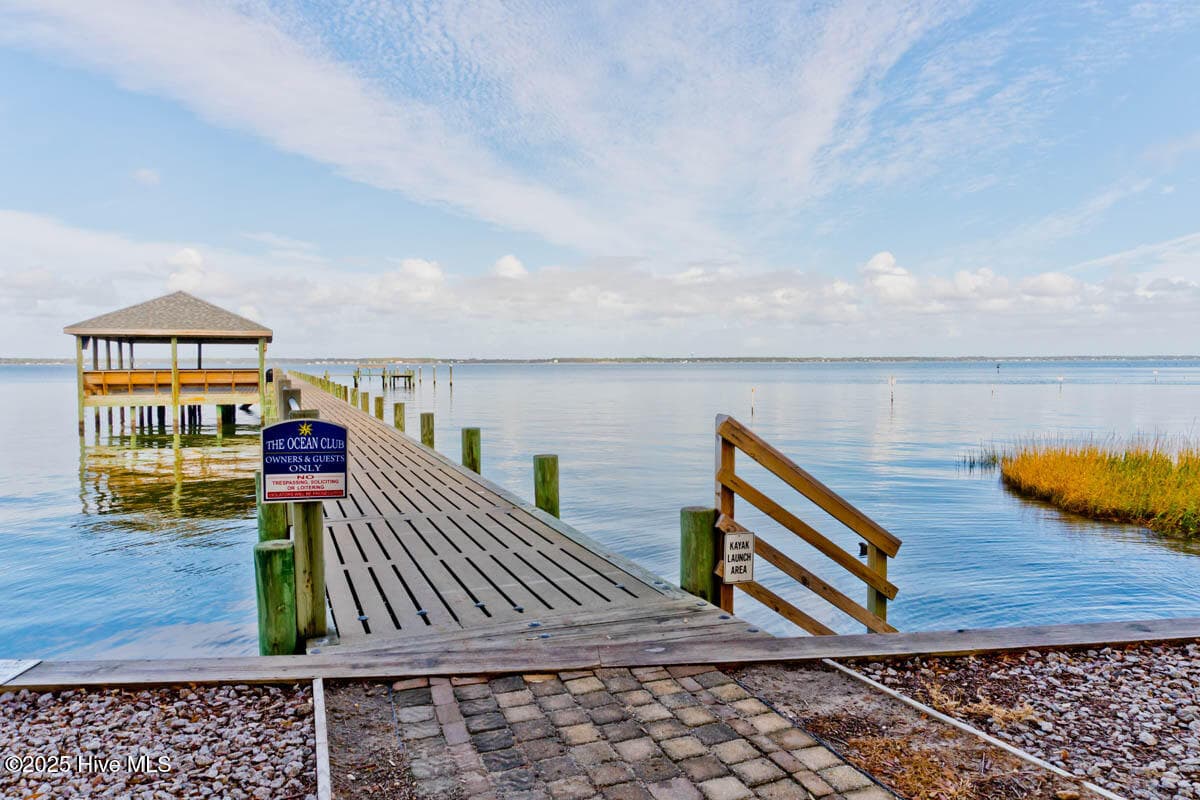 Sound Front Community Pier - 1700 Salter Path Road 202-R, Indian Beach, NC 28512