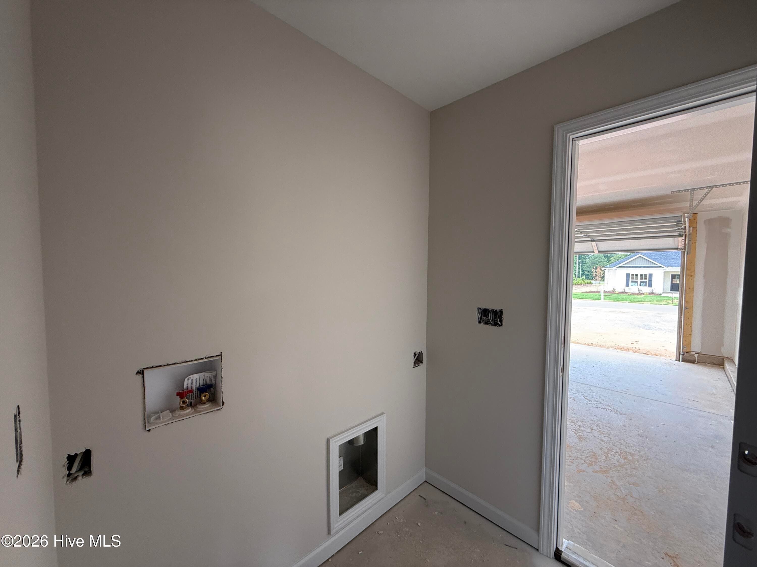 Single Family Residence at 20 Boston River Drive, Dunn, NC 28334, photo 19 of 80
