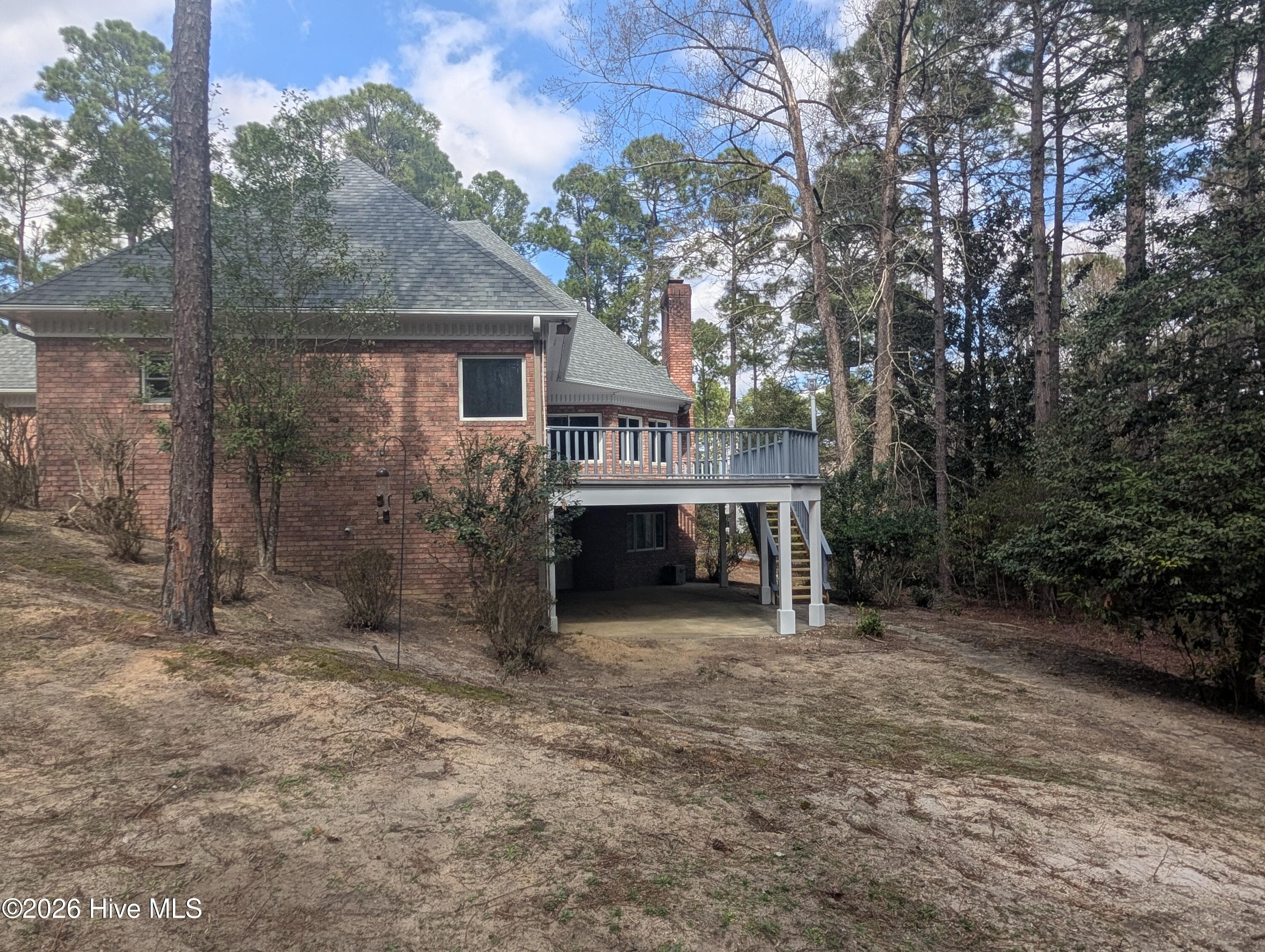 Nice side/backyard for recreation. - 22 Lochmere Drive, Pinehurst, NC 28374