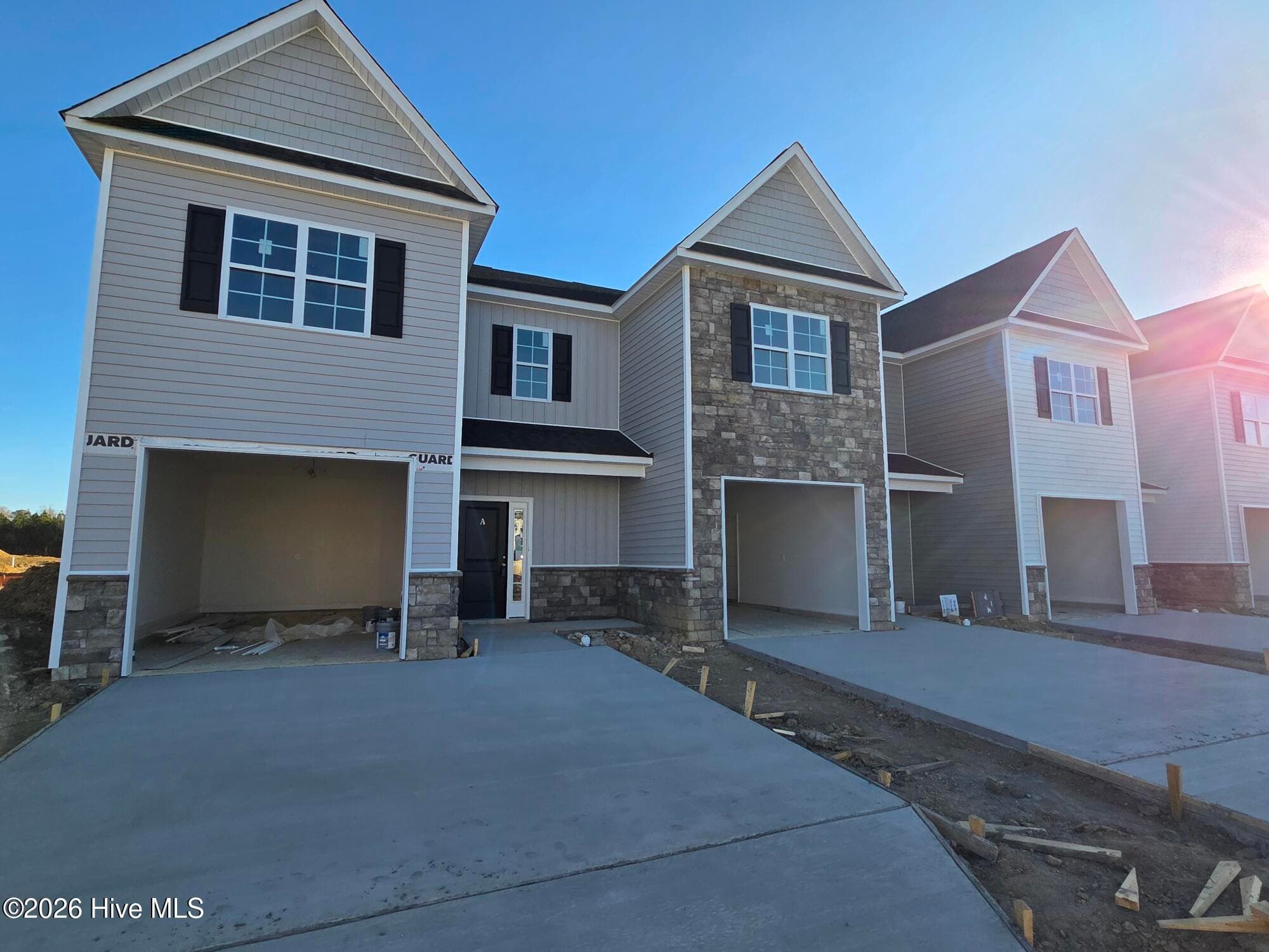 Townhouse at 2001 Newbury Way D, Greenville, NC 27834, photo 6 of 109