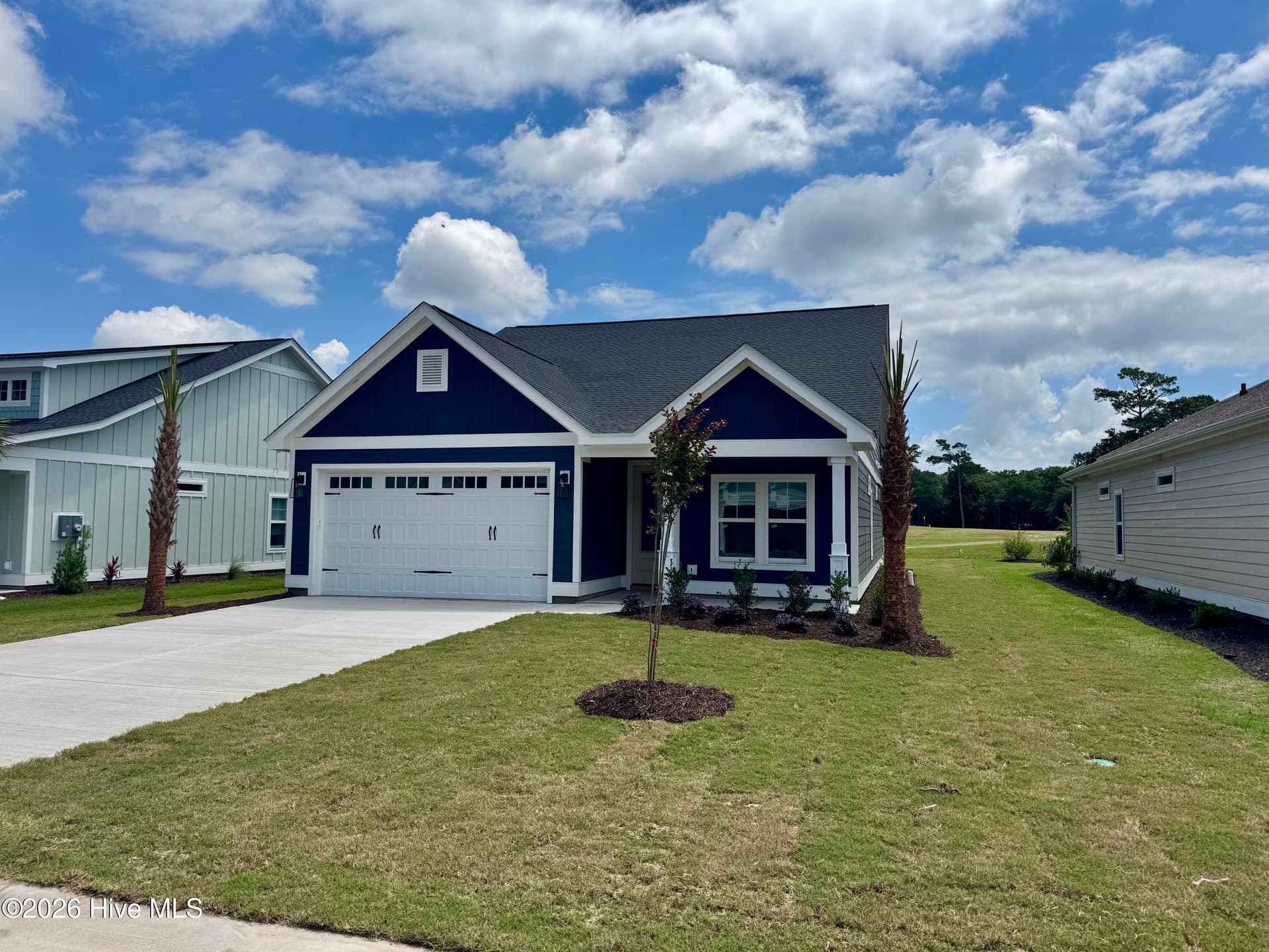 Single Family Residence at 2042 Greenside Manor Drive SW, Ocean Isle Beach, NC 28469, photo 2 of 15