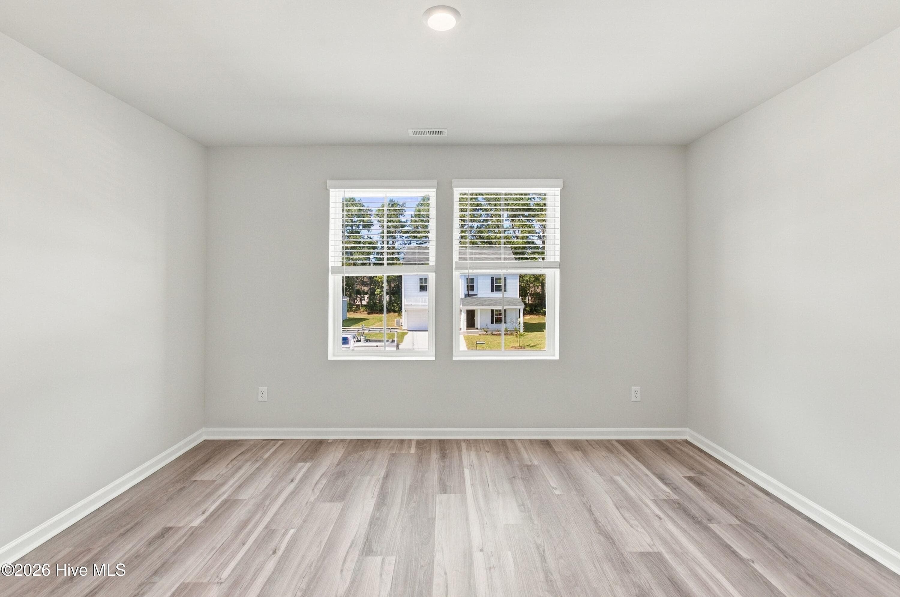Single Family Residence at 141 N Squires Run Lane, Richlands, NC 28574, photo 49 of 105