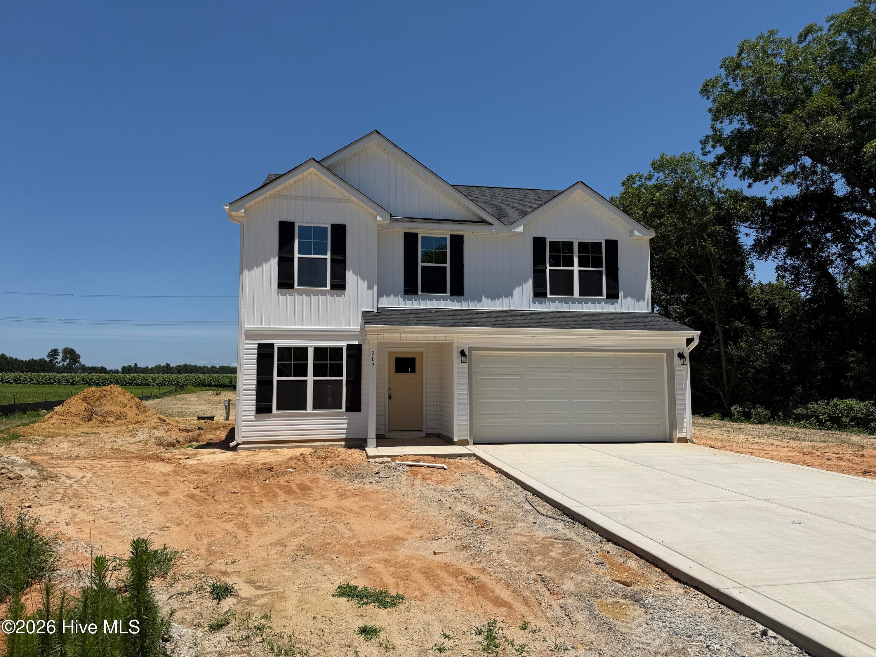 Single Family Residence at 207 Baxley Drive, Dunn, NC 28334, photo 4 of 91