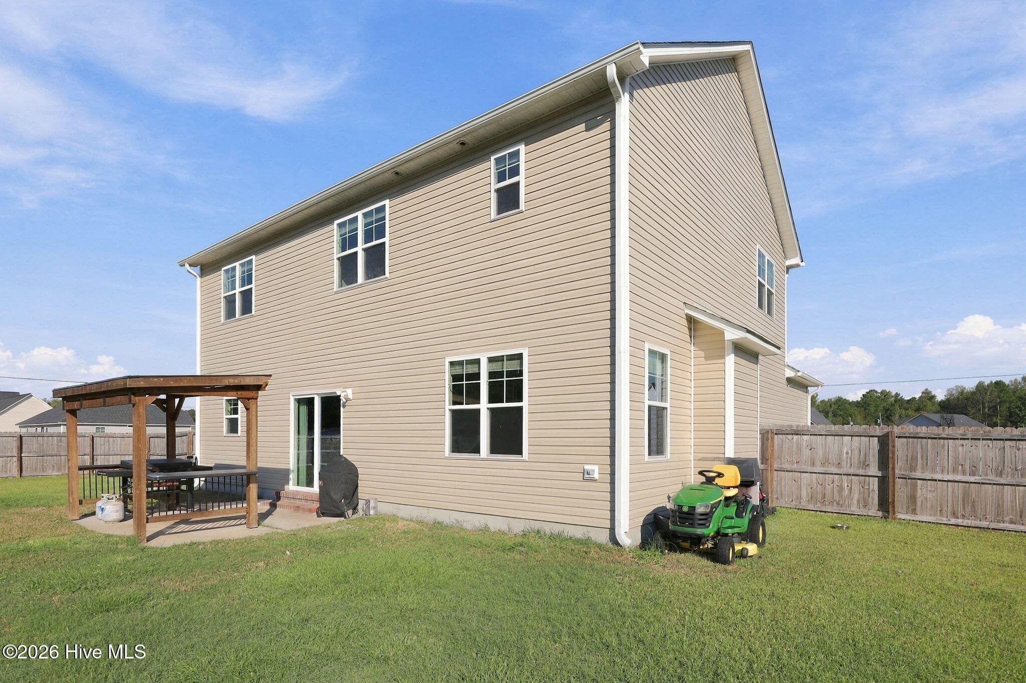 Single Family Residence at 503 Ginn Street, Jacksonville, NC 28540, photo 12 of 55