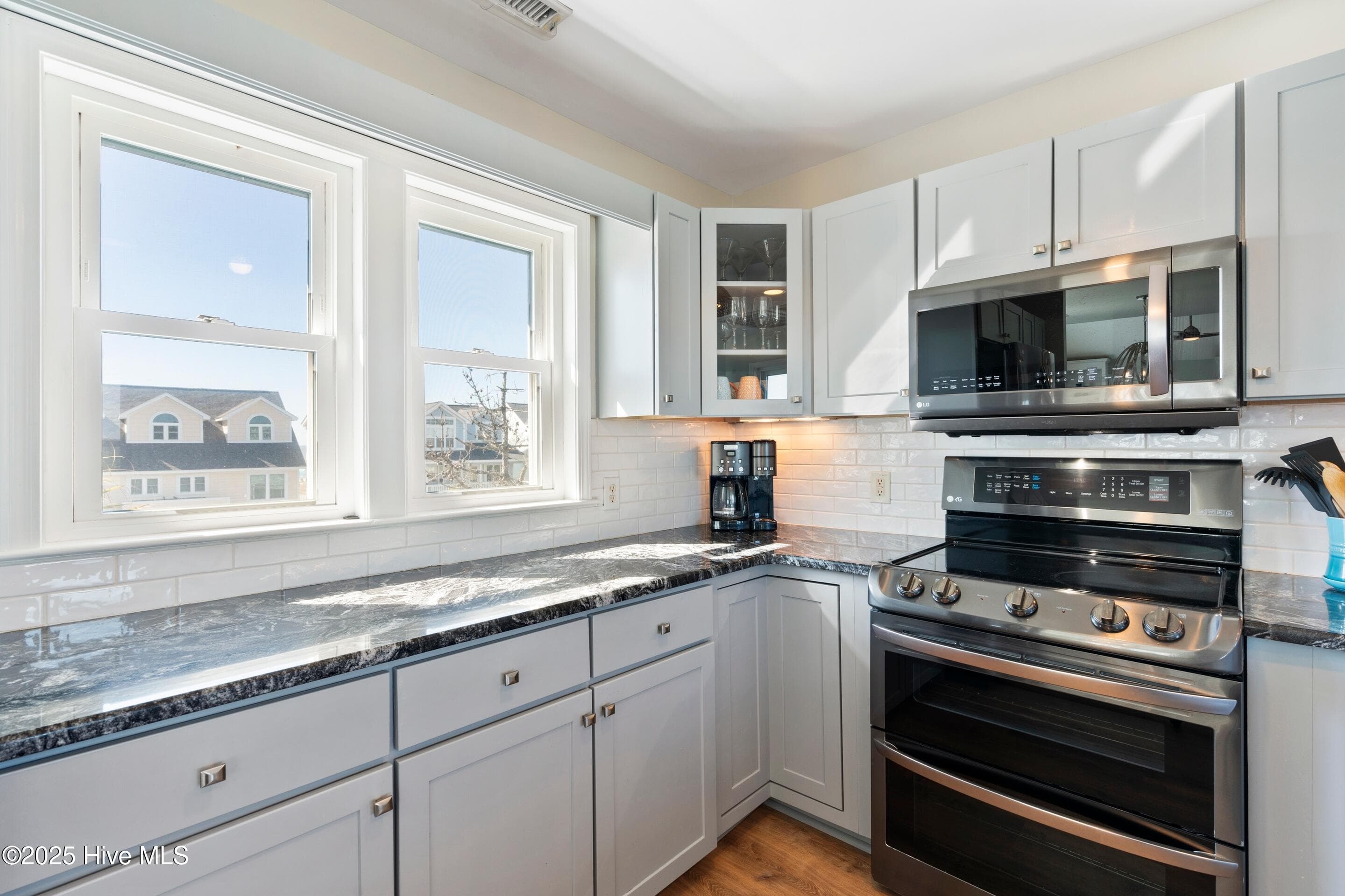 648 Ocean Boulevard W, Holden Beach, NC 28462