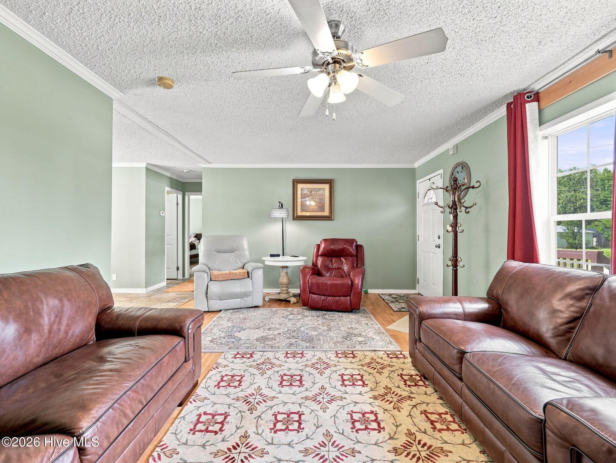 Manufactured Home at 206 Shipmans Pike, Jacksonville, NC 28546, photo 6 of 51
