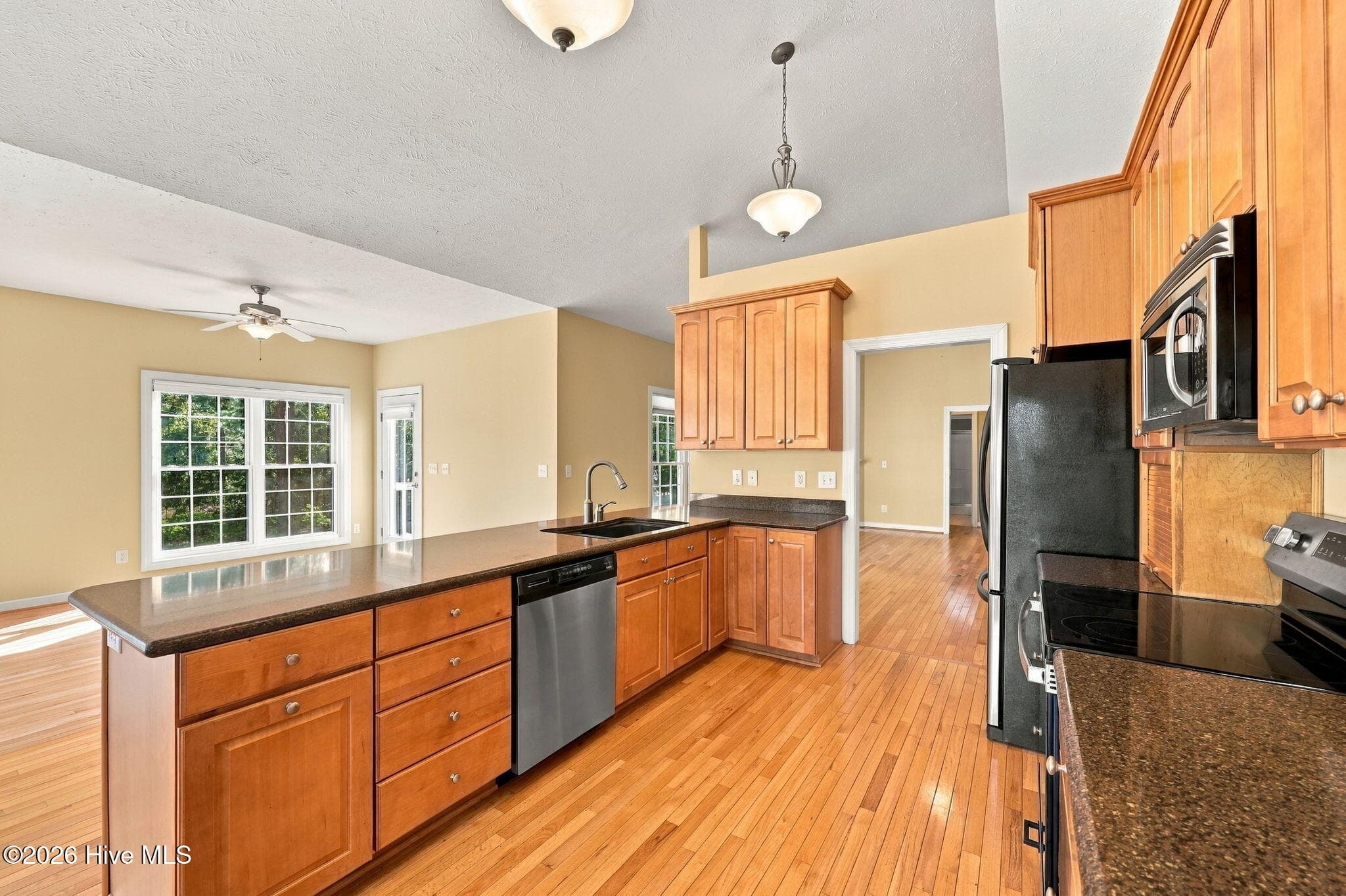 Single Family Residence at 3 Wake Court, Pinehurst, NC 28374, photo 10 of 42