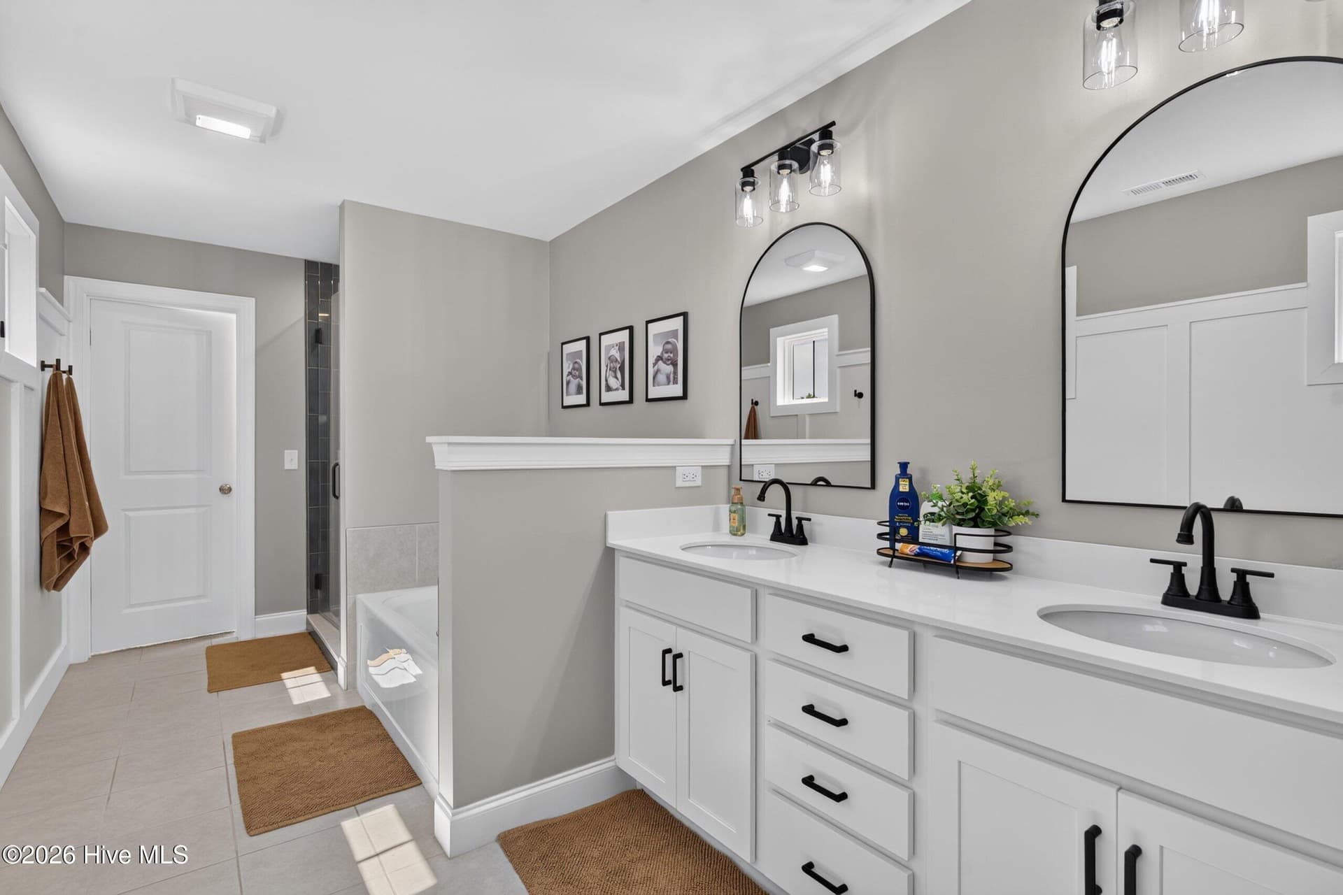 Single Family Residence at 58 E Maritt Street, Hampstead, NC 28443, photo 5 of 65