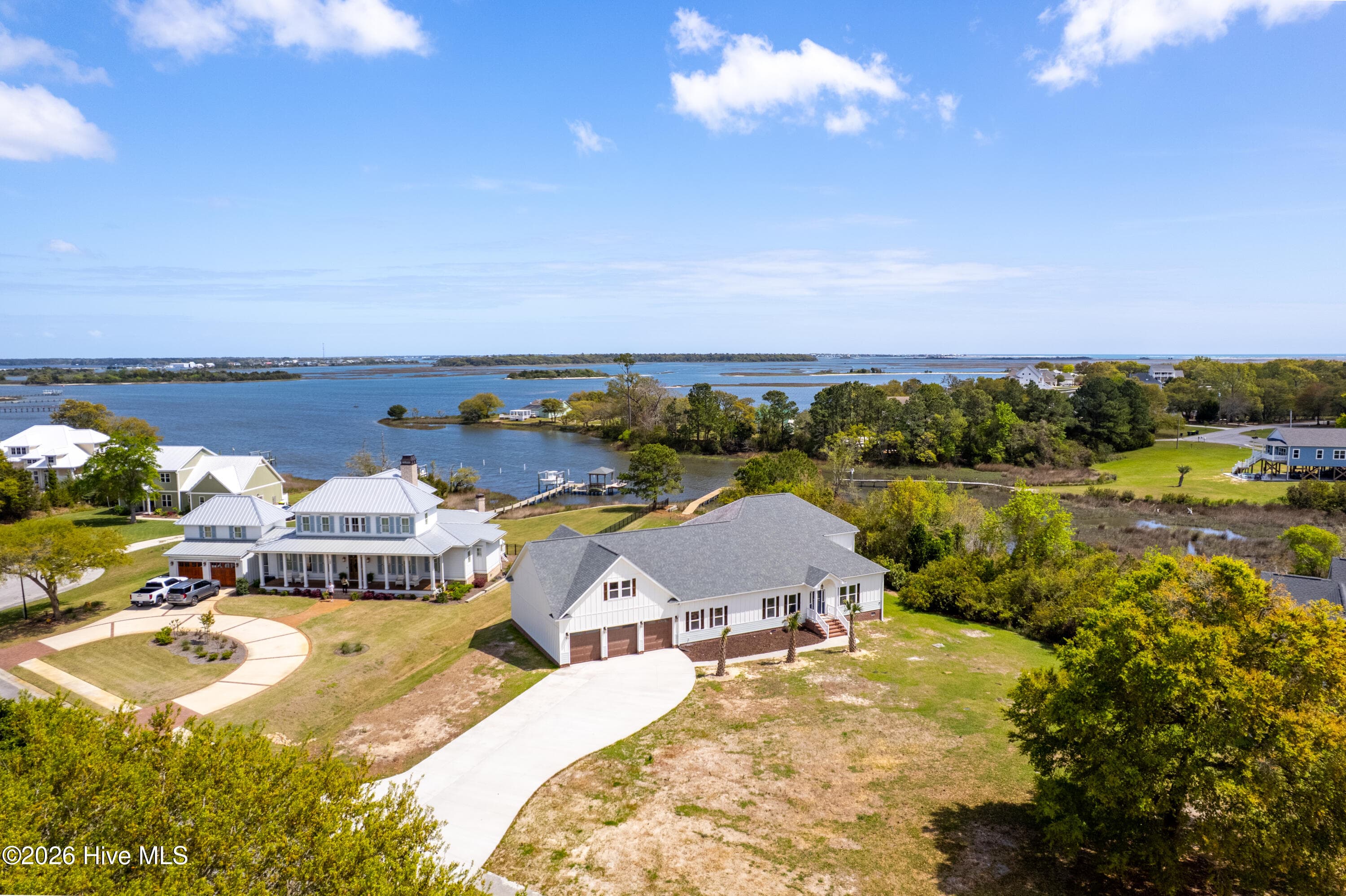 106 Elizabeth Way Court, Swansboro, NC 28584