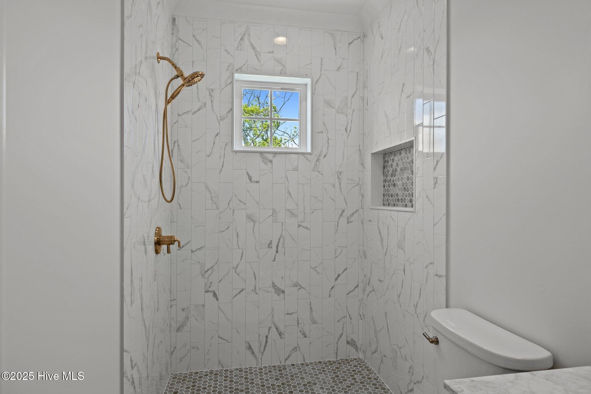 Single Family Residence at 325 Anson Road, Beaufort, NC 28516, photo 35 of 48