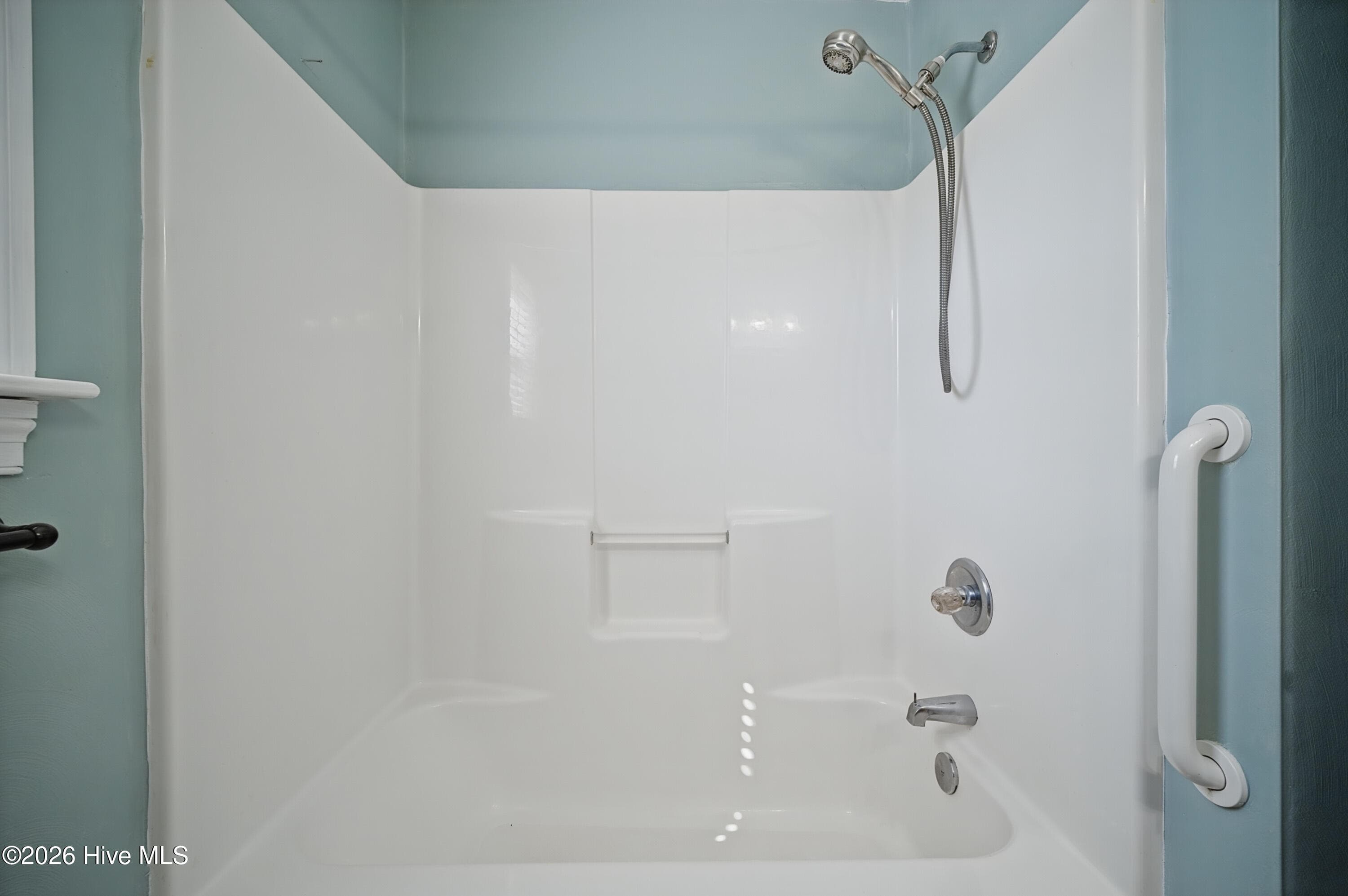 Single Family Residence at 106 Elizabeth Circle, Moyock, NC 27958, Moyock, photo 14 of 50