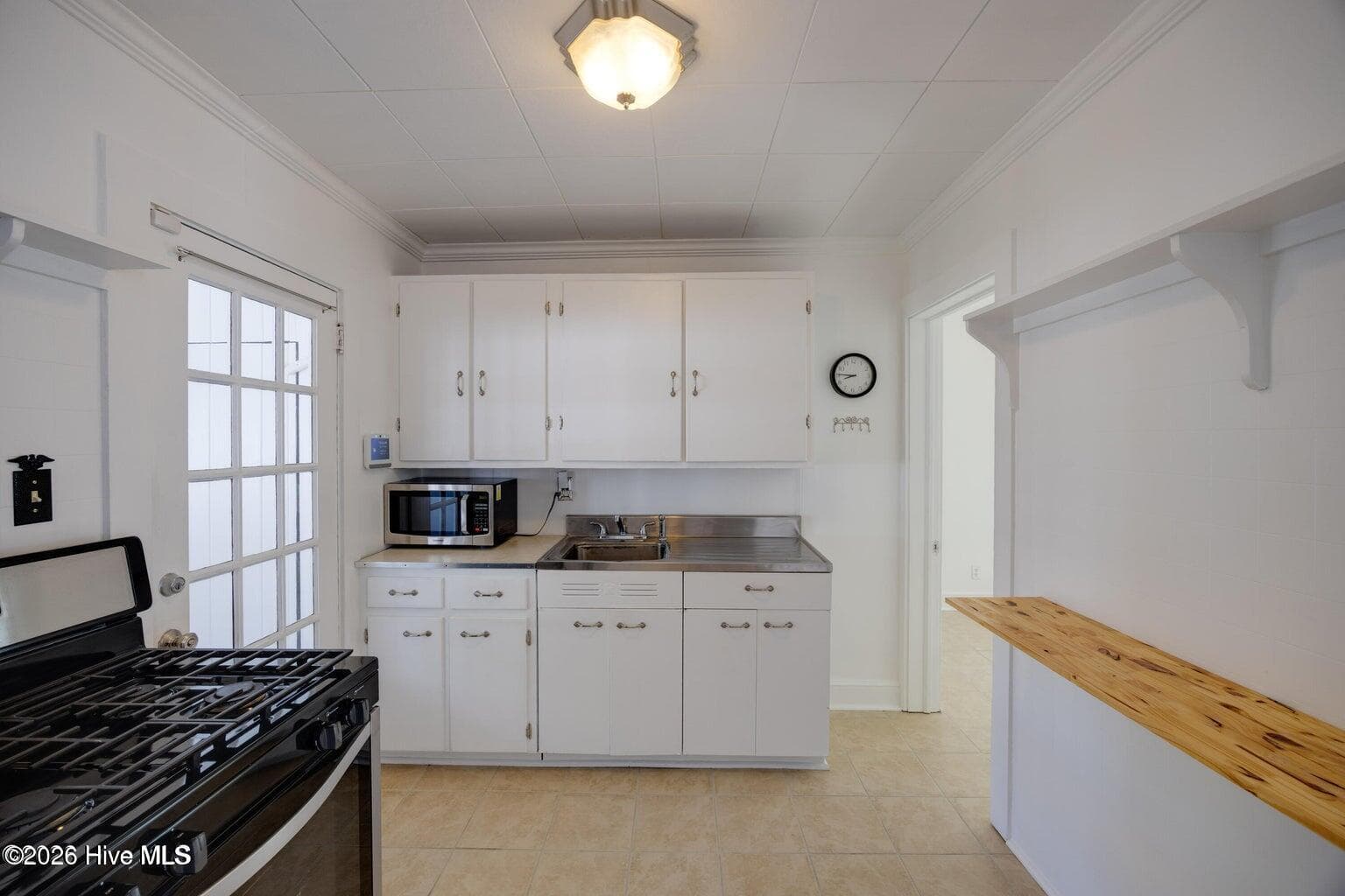 Kitchen - 322 River Road, Washington, NC 27889, Washington