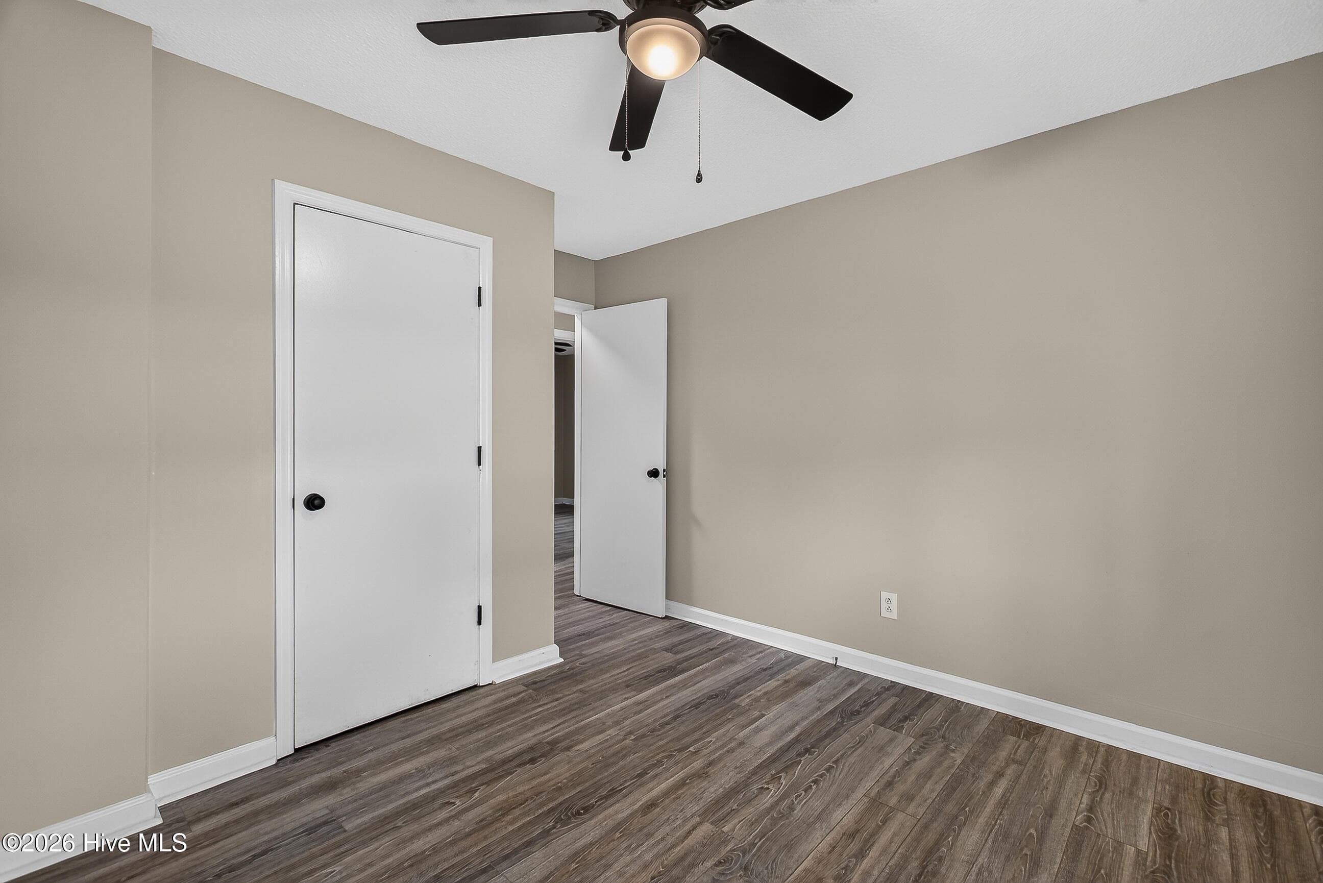 Single Family Residence at 125 Linda Loop, Jacksonville, NC 28546, photo 25 of 34