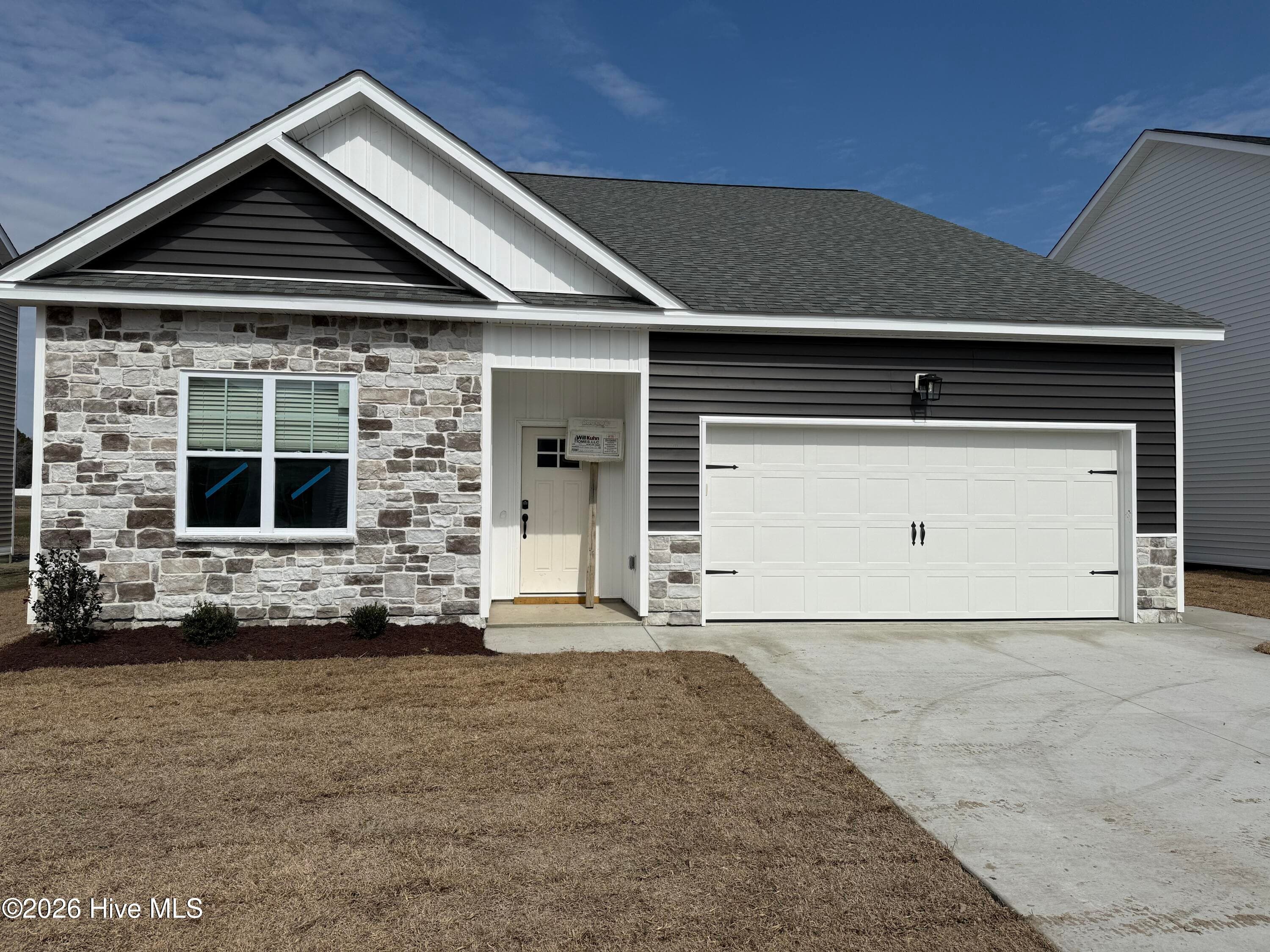 Single Family Residence at 1025 Seven Iron Drive, Ayden, NC 28513, photo 11 of 34