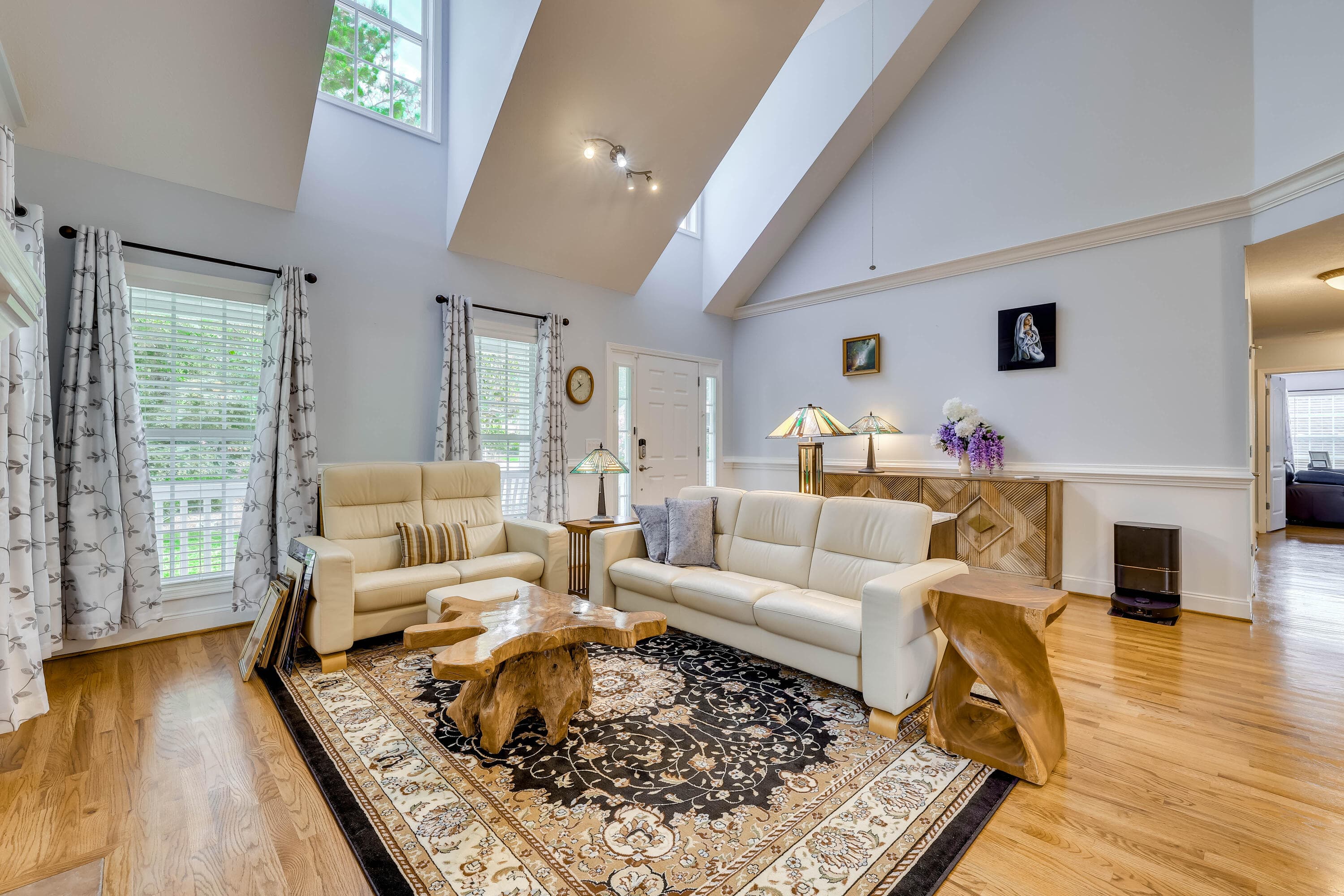 Single Family Residence at 135 Elwood Drive, Aiken, SC 29803, photo 4 of 46