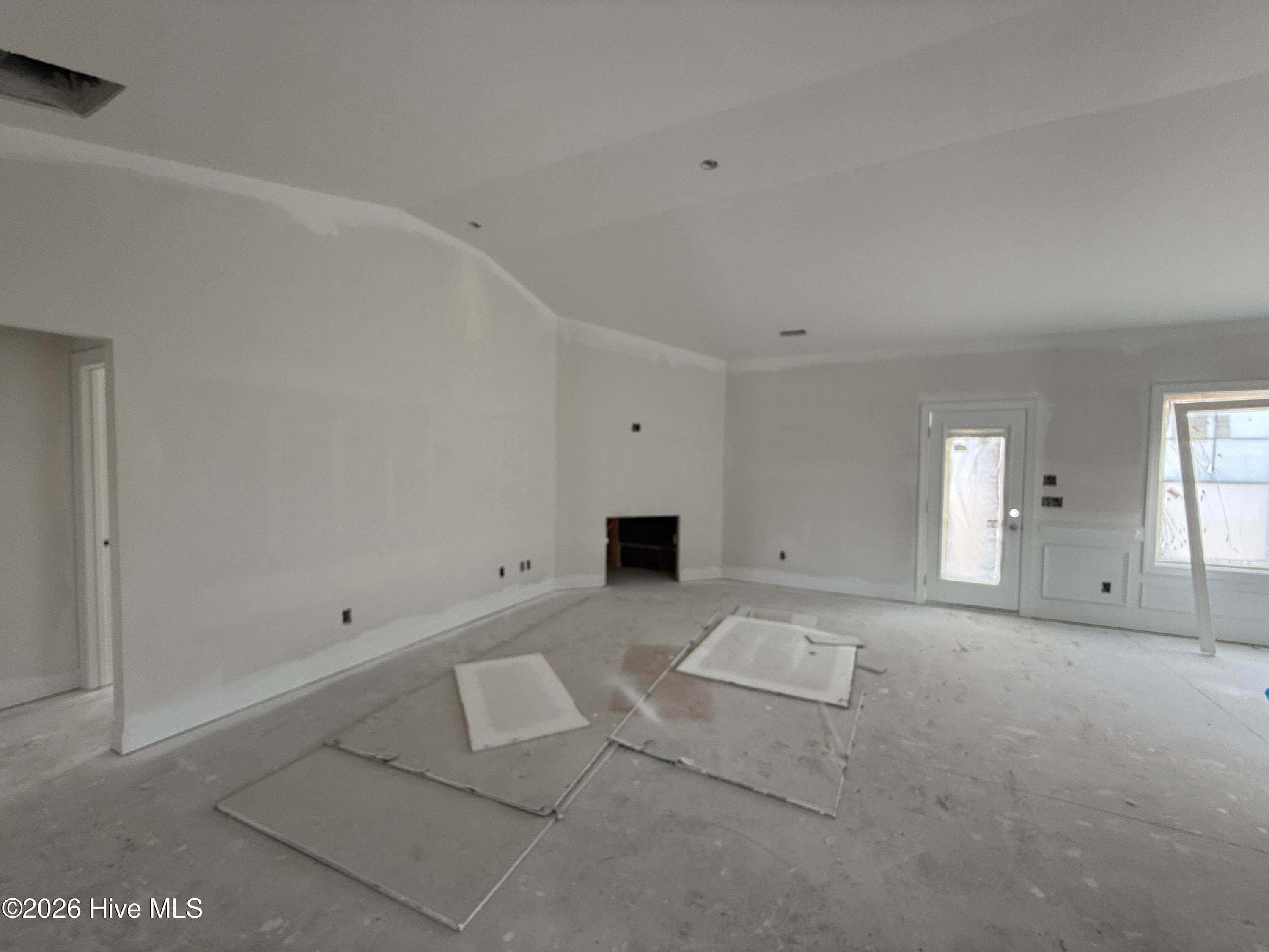 Single Family Residence at 262 Pierre Drive, Benson, NC 27504, photo 18 of 165