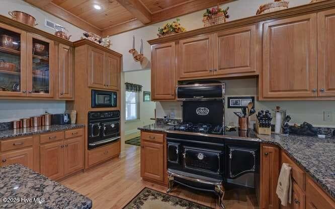 Single Family Residence at 10 Piper Lane, Murphy, NC 28906, photo 4 of 45