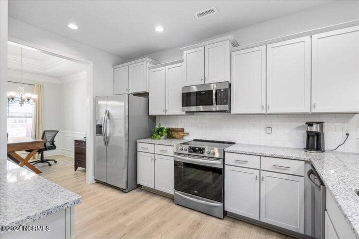 Photos of the same plan in a different community. - 100 Shoal Lane, New Bern, NC 28562