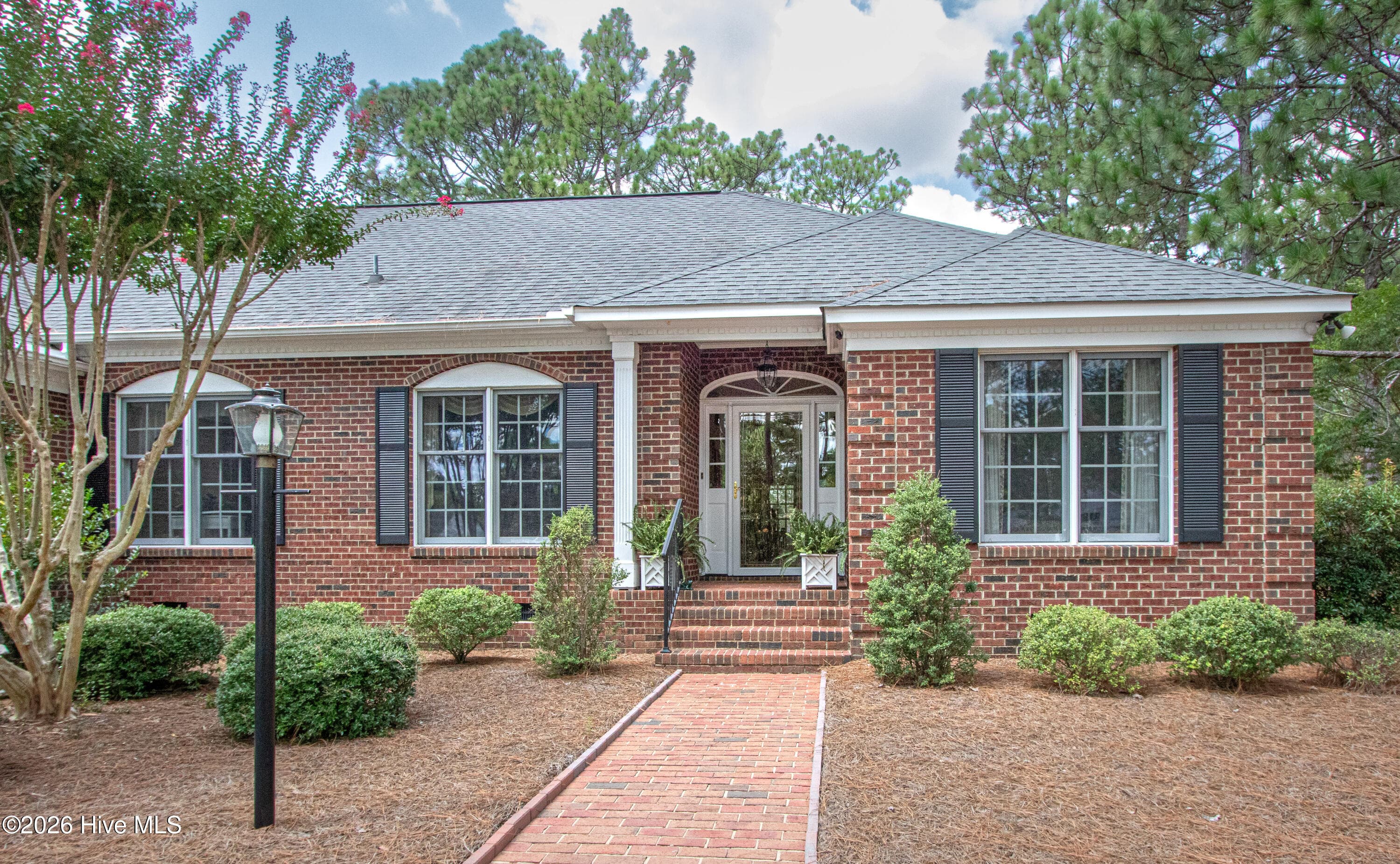 Single Family Residence at 7 Overcup Lane, Pinehurst, NC 28374, photo 3 of 49