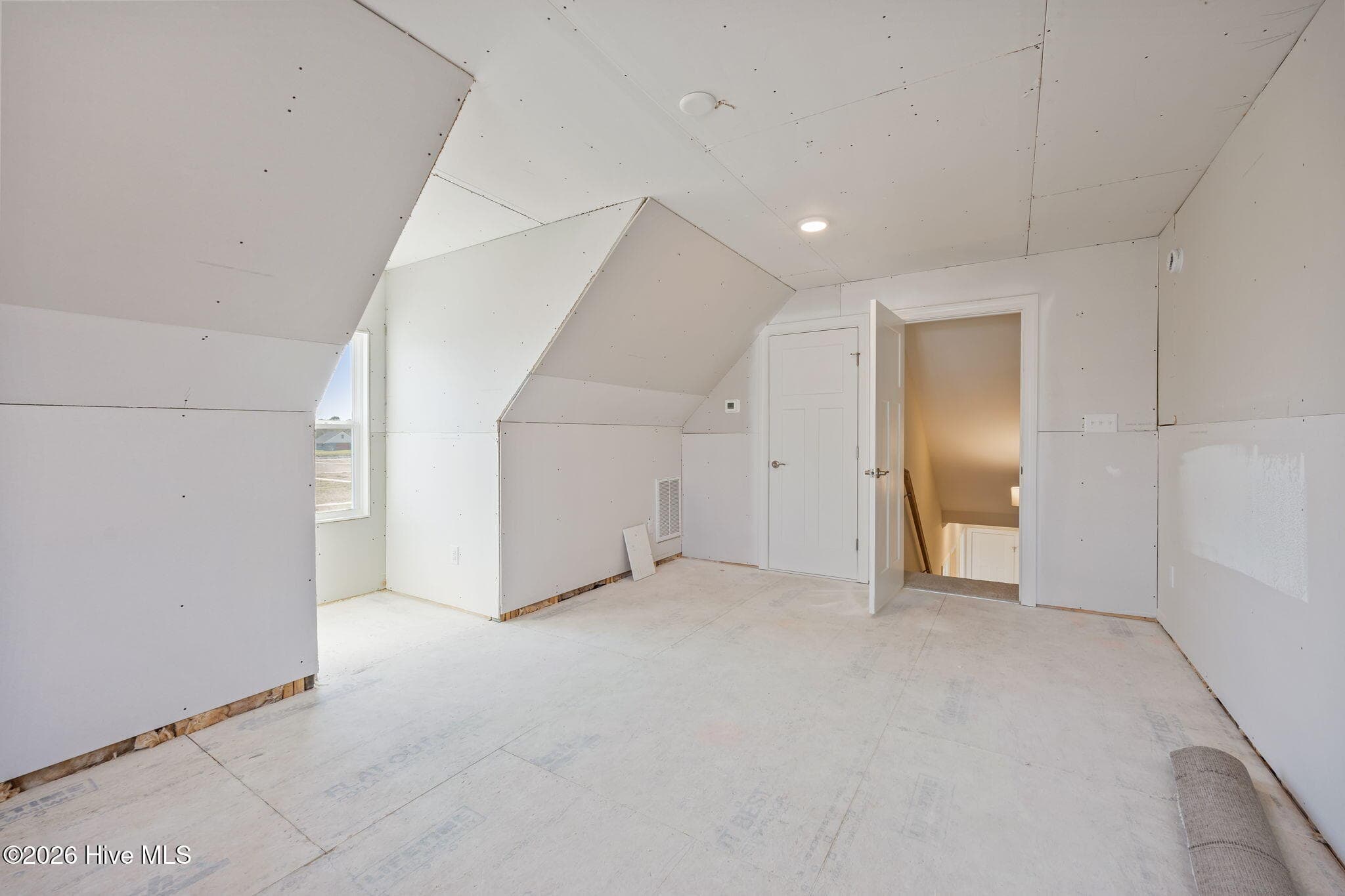 Single Family Residence at 102 Golden Finch Drive, Beaufort, NC 28516, photo 78 of 93