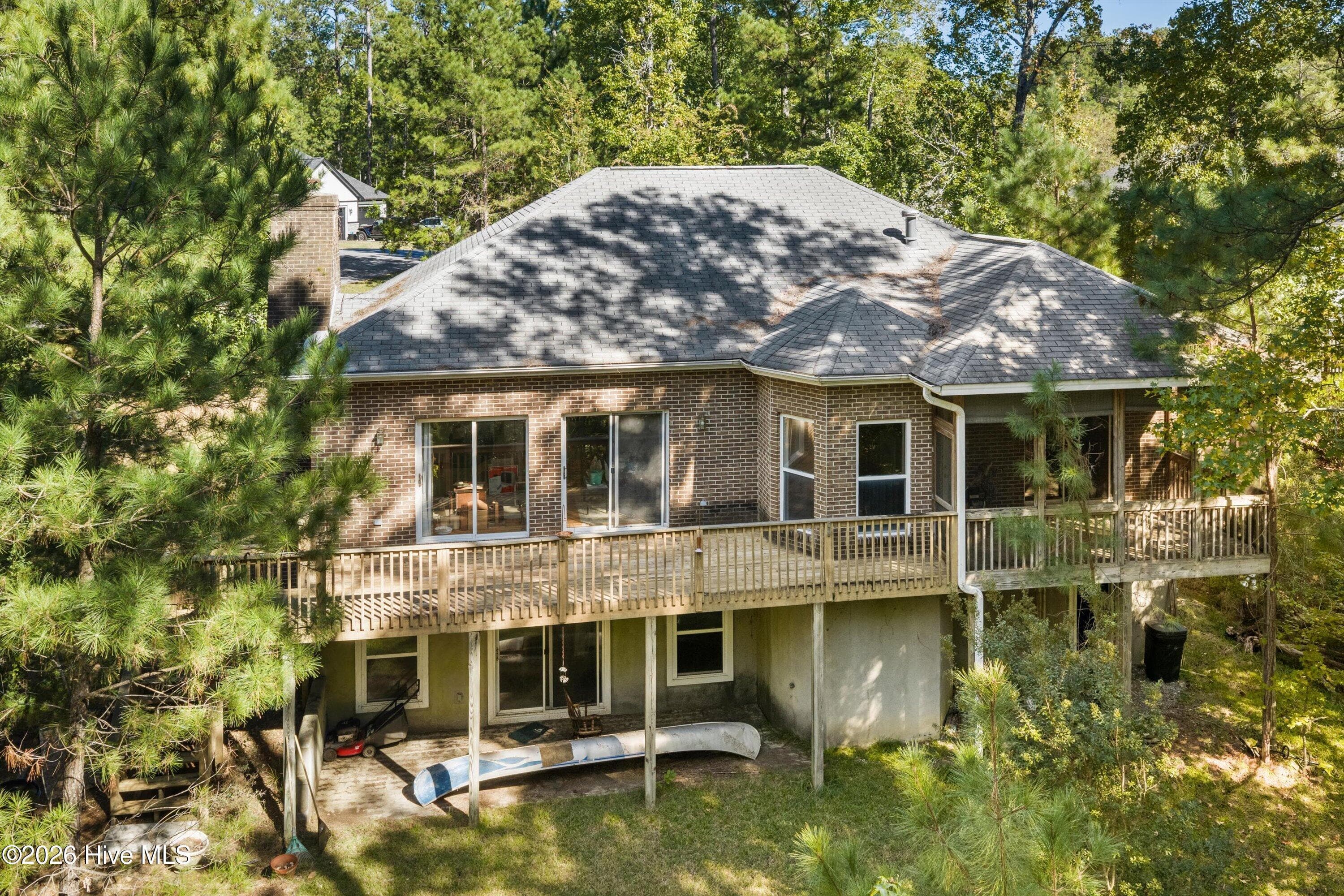 Single Family Residence at 182 Brandywine Drive, McCormick, SC 29835, photo 7 of 23