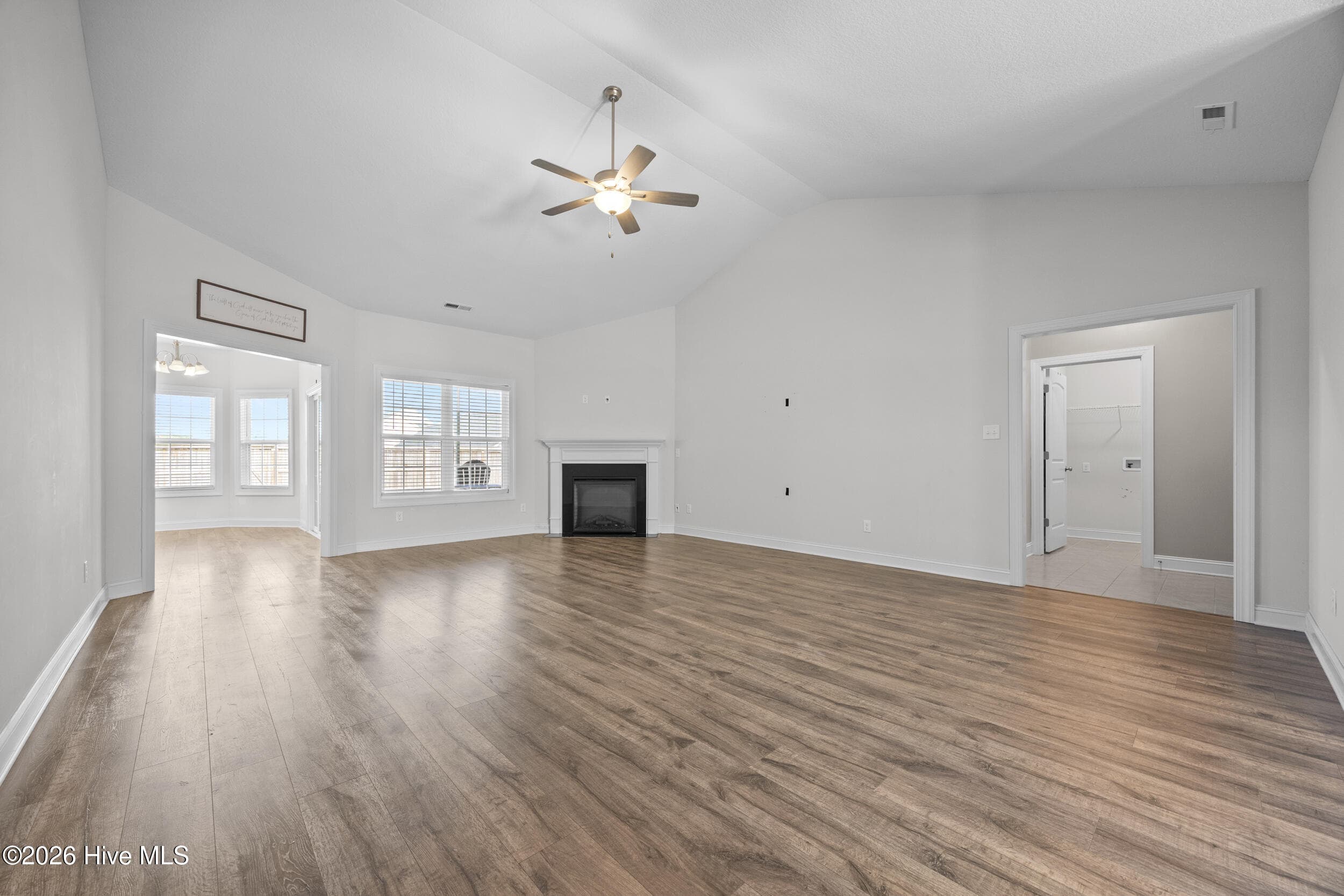 Single Family Residence at 376 Water Wagon Trail, Jacksonville, NC 28546, photo 6 of 38