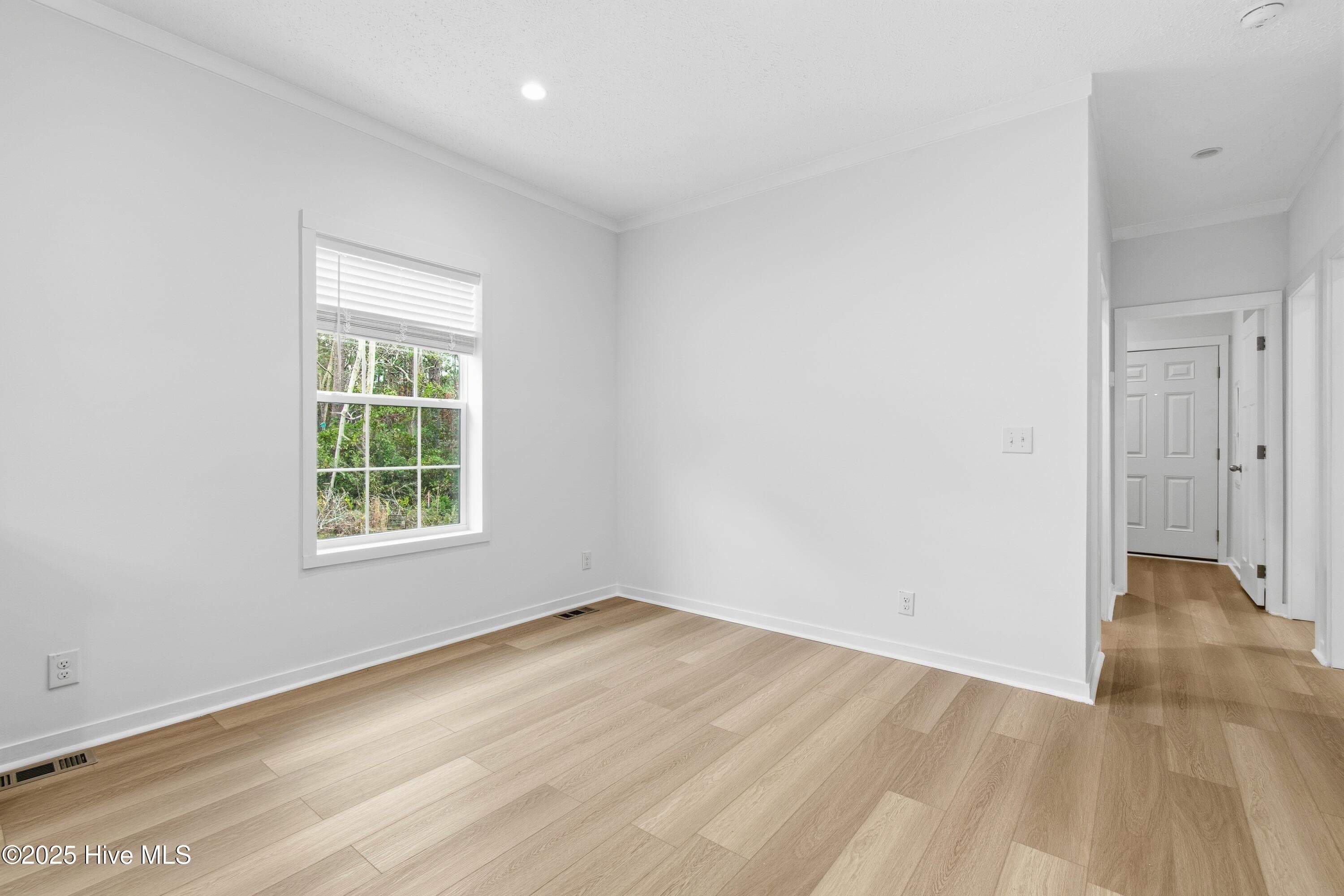 Single Family Residence at 530 Sioux Road, Southport, NC 28461, photo 10 of 31
