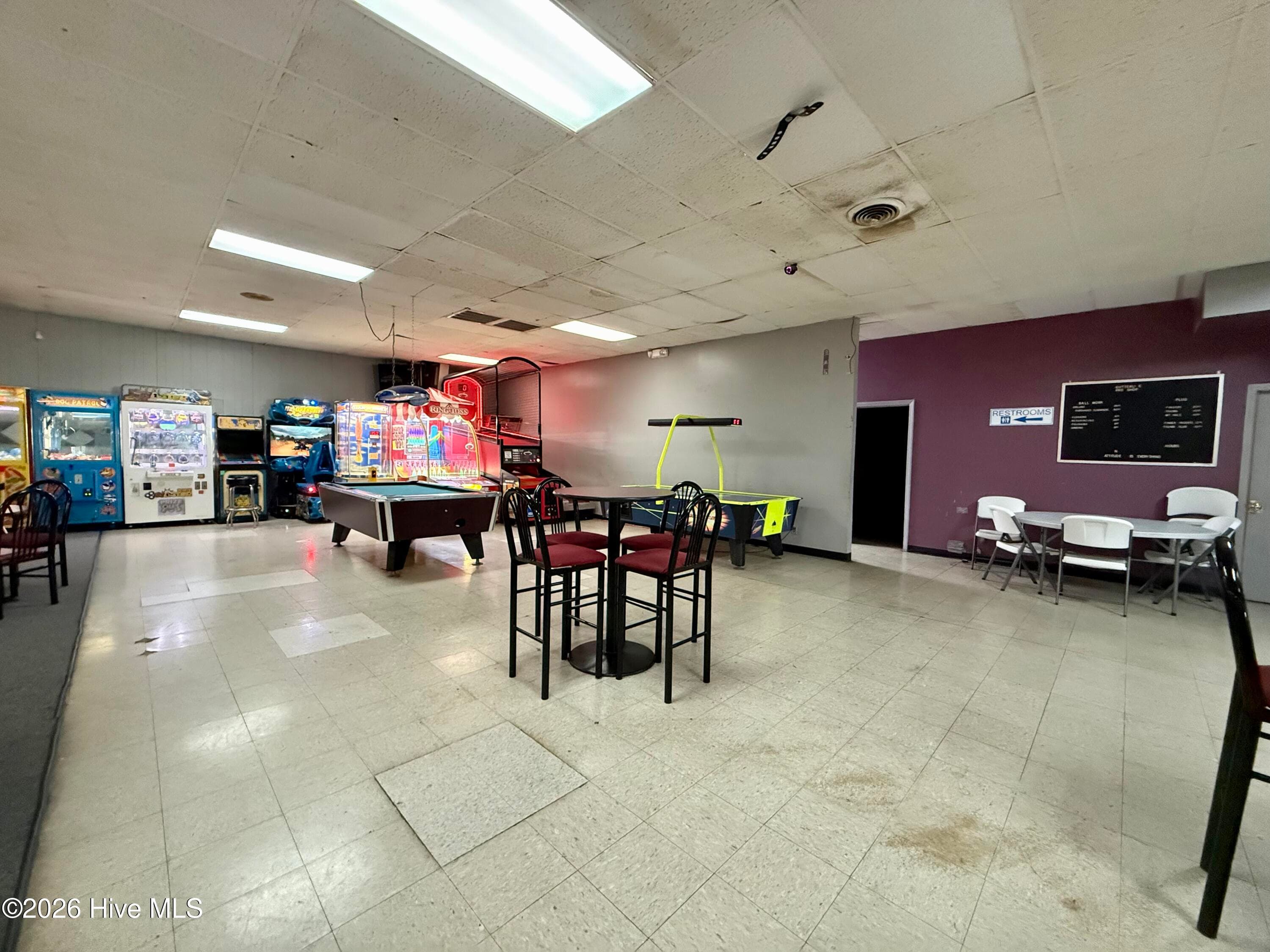 Improved at 915 E Boulevard, Williamston, NC 27892, photo 14 of 17