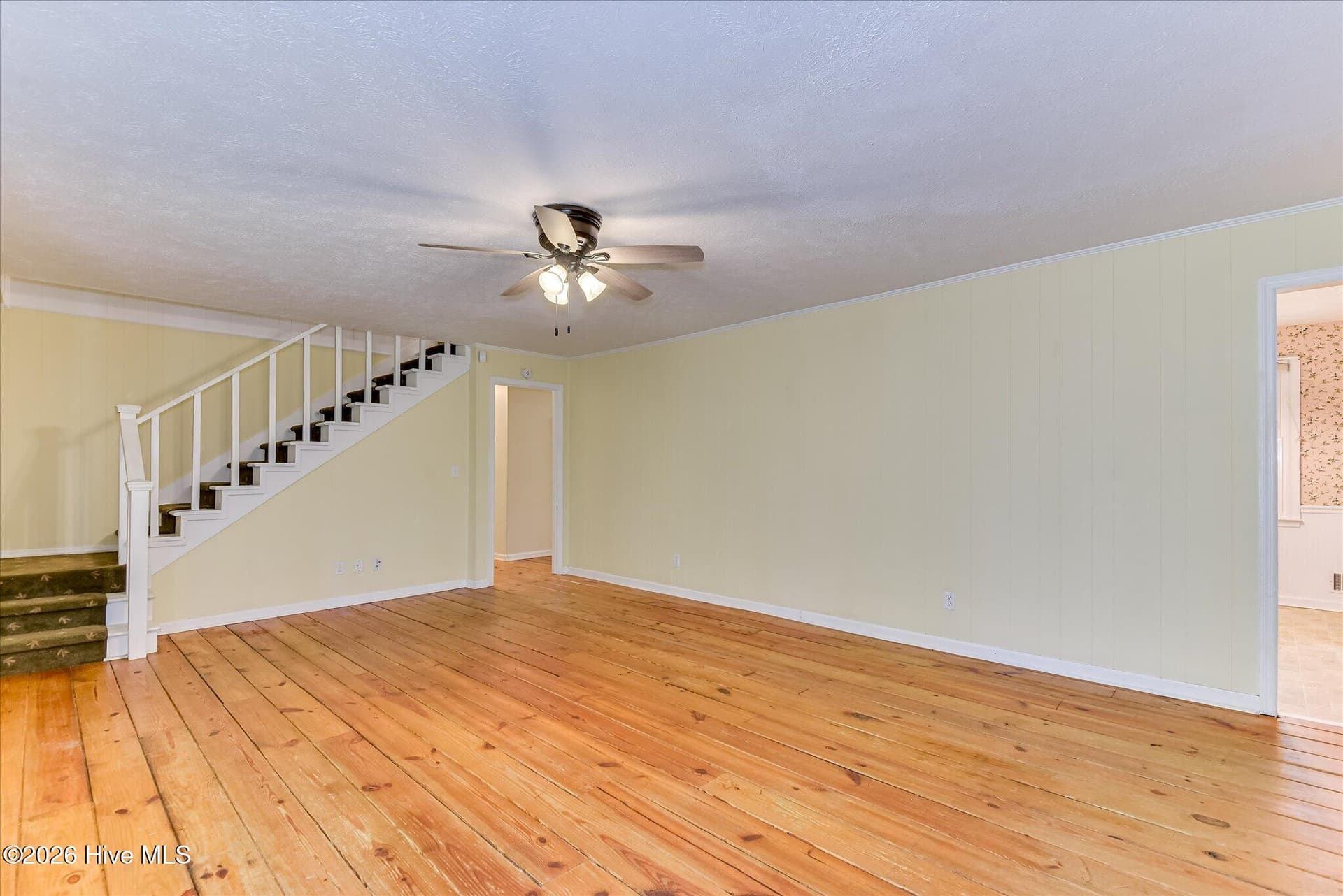 Single Family Residence at 6 Gregory Court, North Augusta, SC 29860, photo 9 of 40