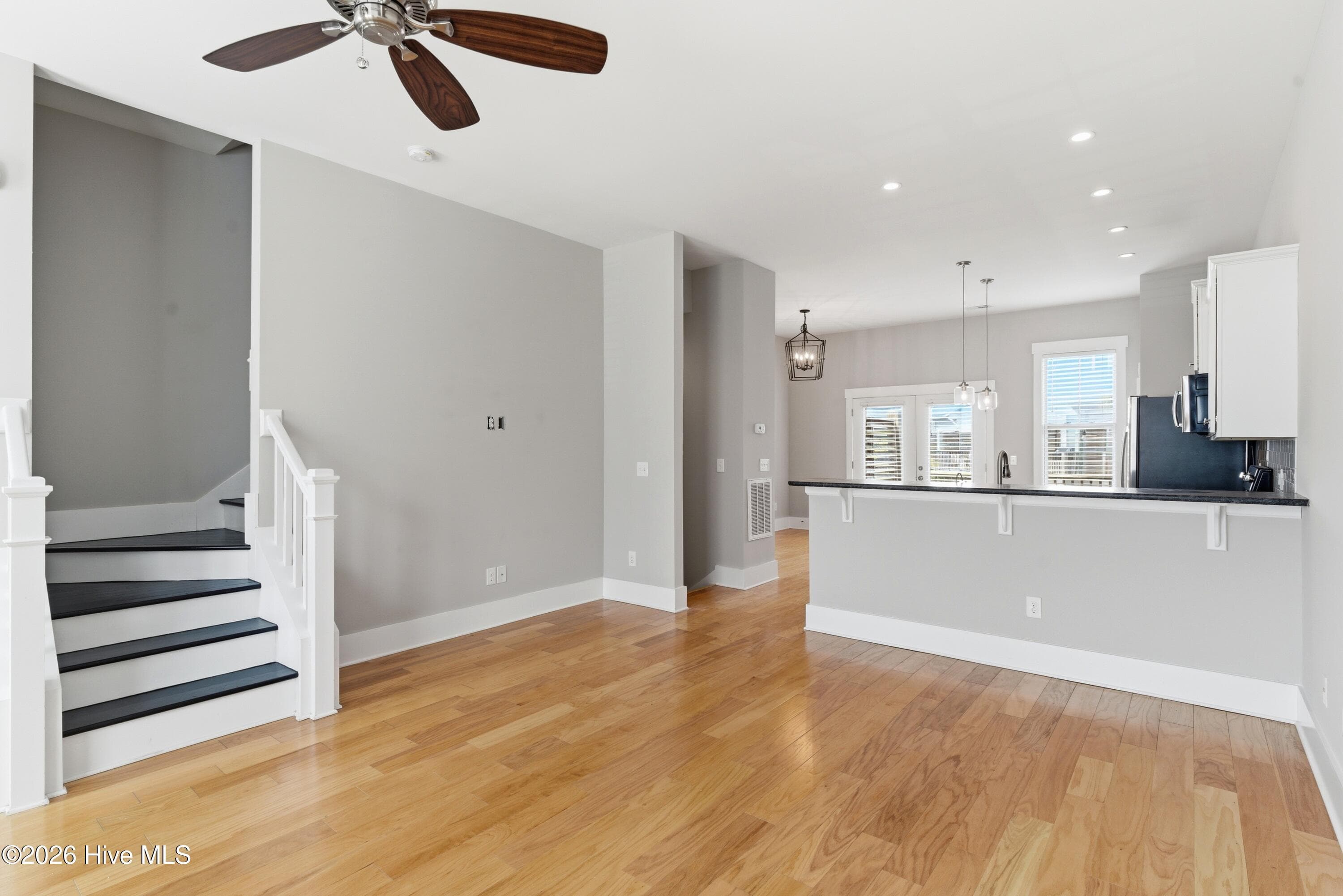 Townhouse at 1810 Bungalow Row, Wilmington, NC 28409, photo 17 of 53