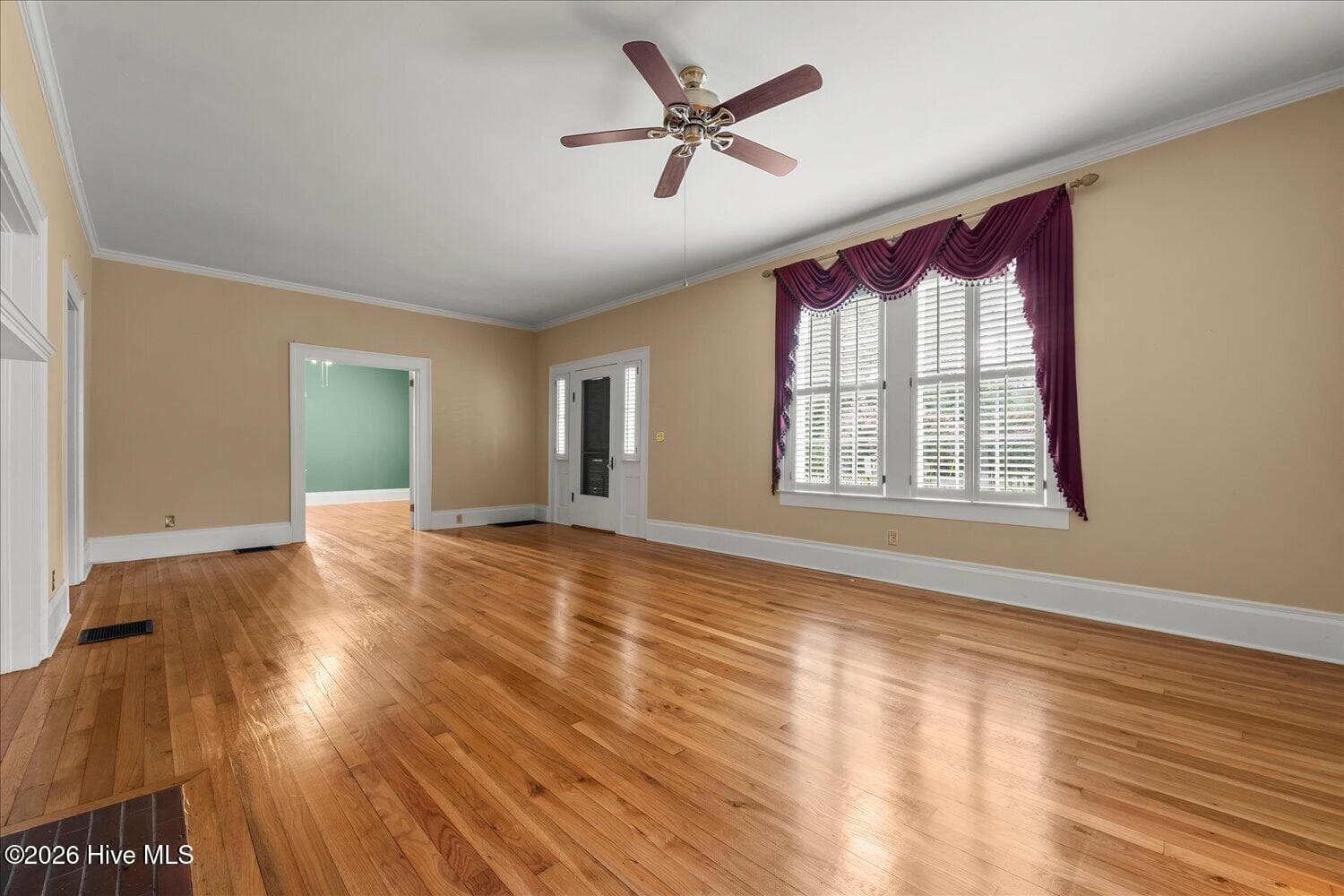 Single Family Residence at 216 S Laurel Avenue, Greensboro, GA 30642, photo 11 of 33
