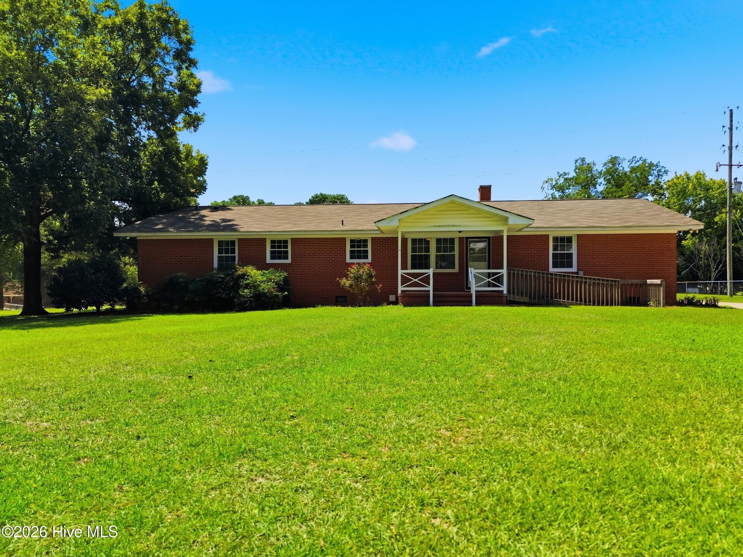 Single Family Residence at 8701 White Oak Road, Garner, NC 27529, photo 11 of 41