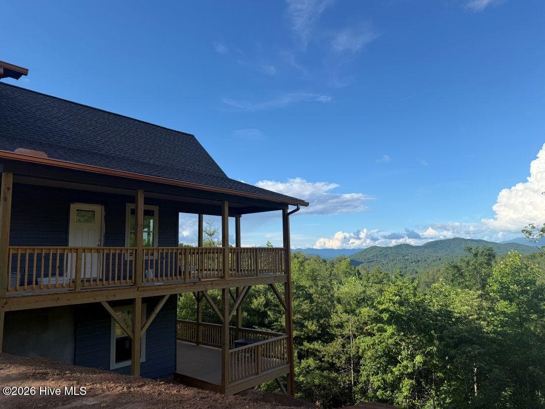 Single Family Residence at 821 Point Overlook Trail, Murphy, NC 28906