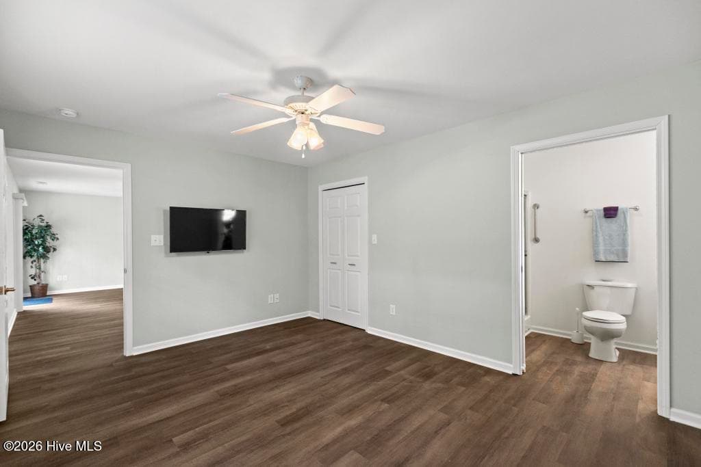 Condominium at 405 Jasmine N, Swansboro, NC 28584, photo 9 of 40