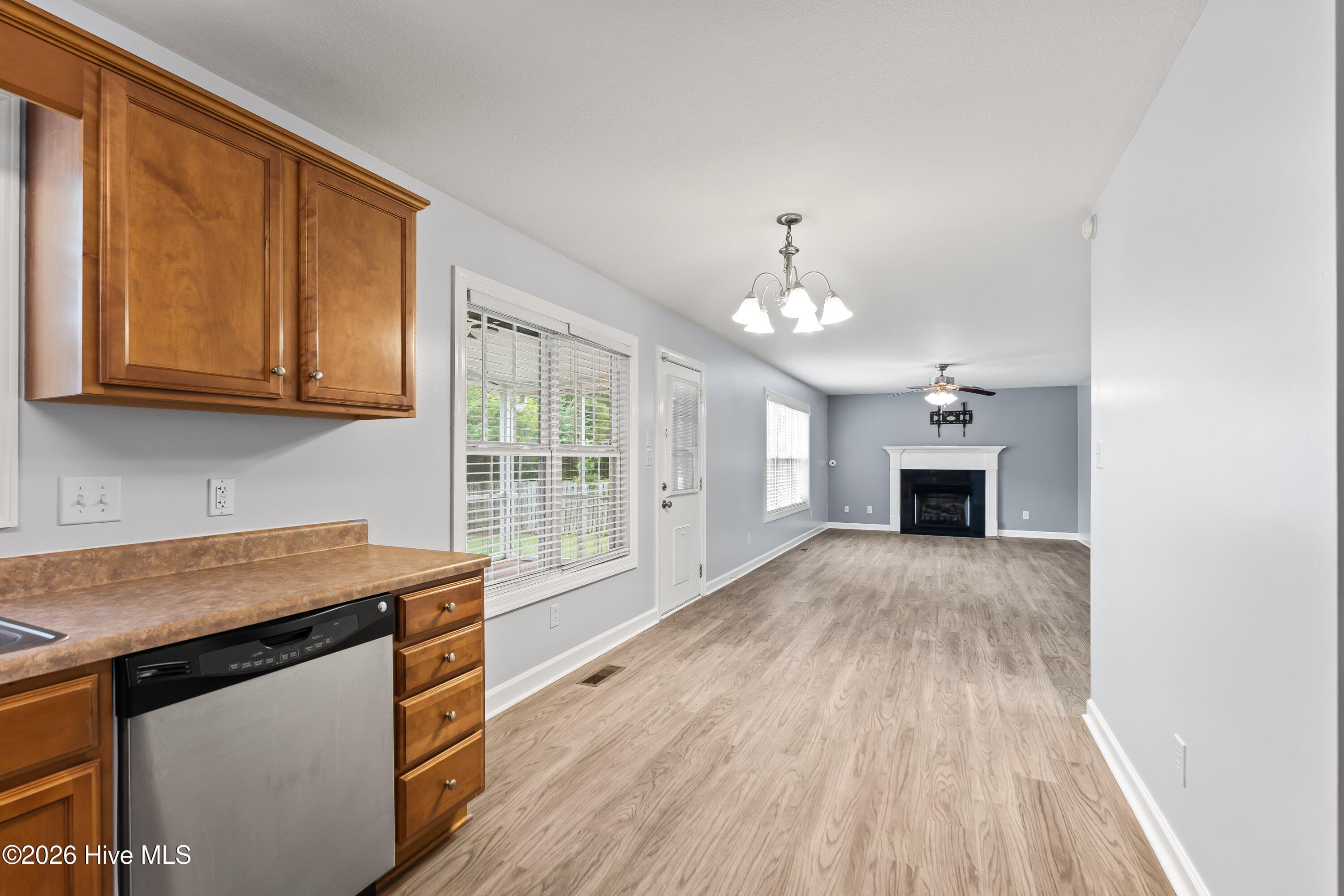 Single Family Residence at 109 Cypress Bay Drive, Jacksonville, NC 28546, photo 13 of 37