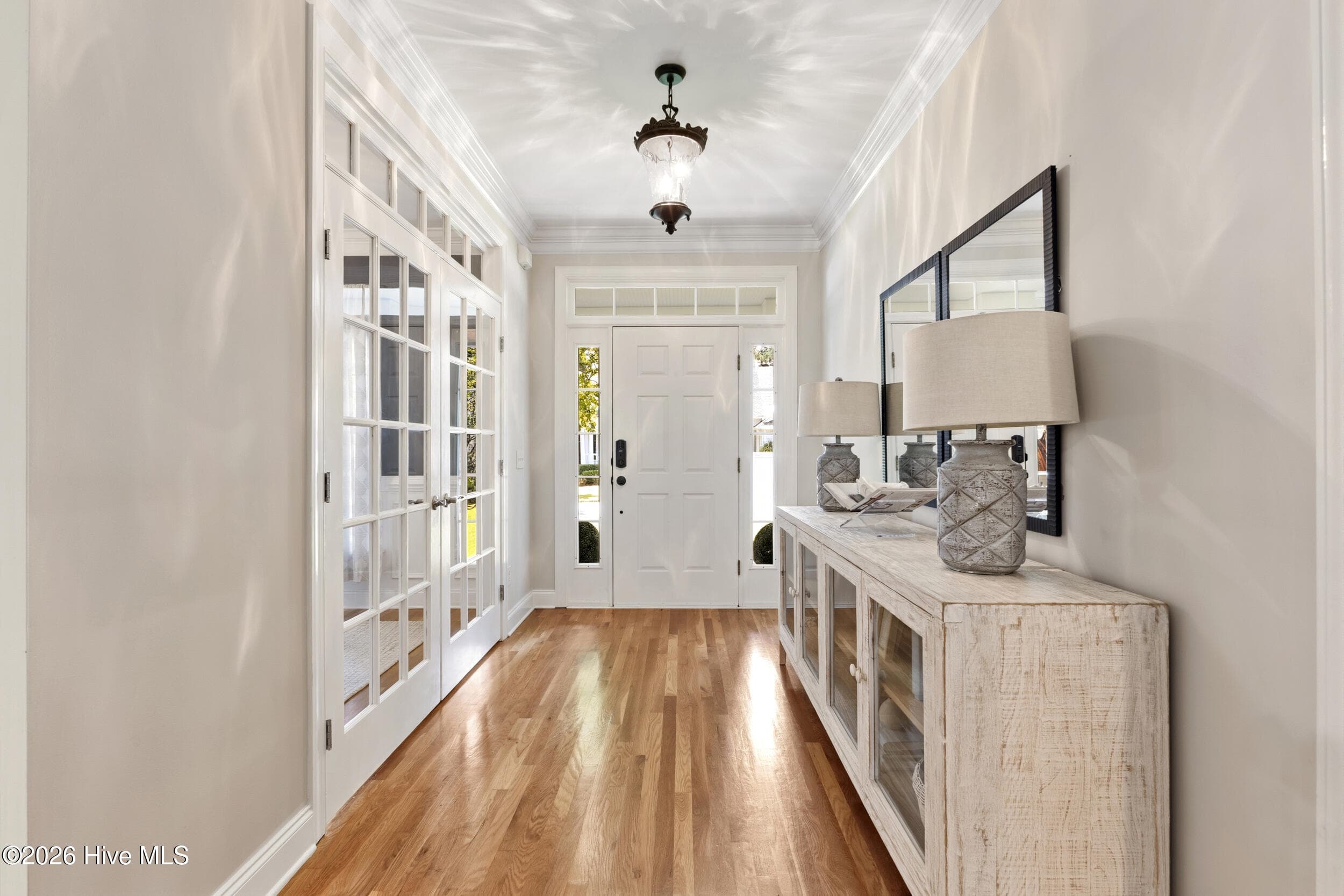 Single Family Residence at 913 Wild Dunes Circle, Wilmington, NC 28411, photo 6 of 60