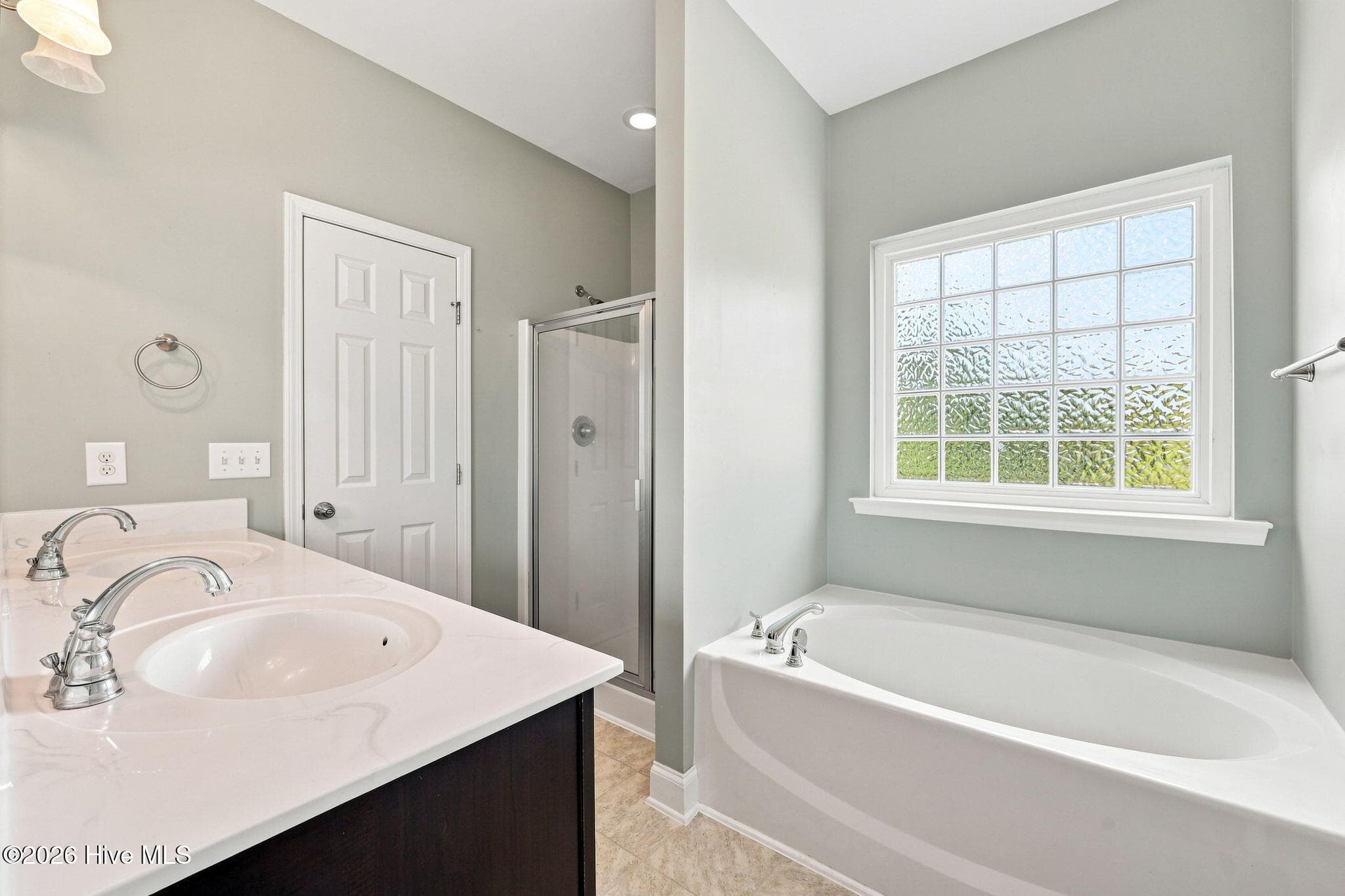 Ensuite - 1284 L Cooper Road, Cameron, NC 28326