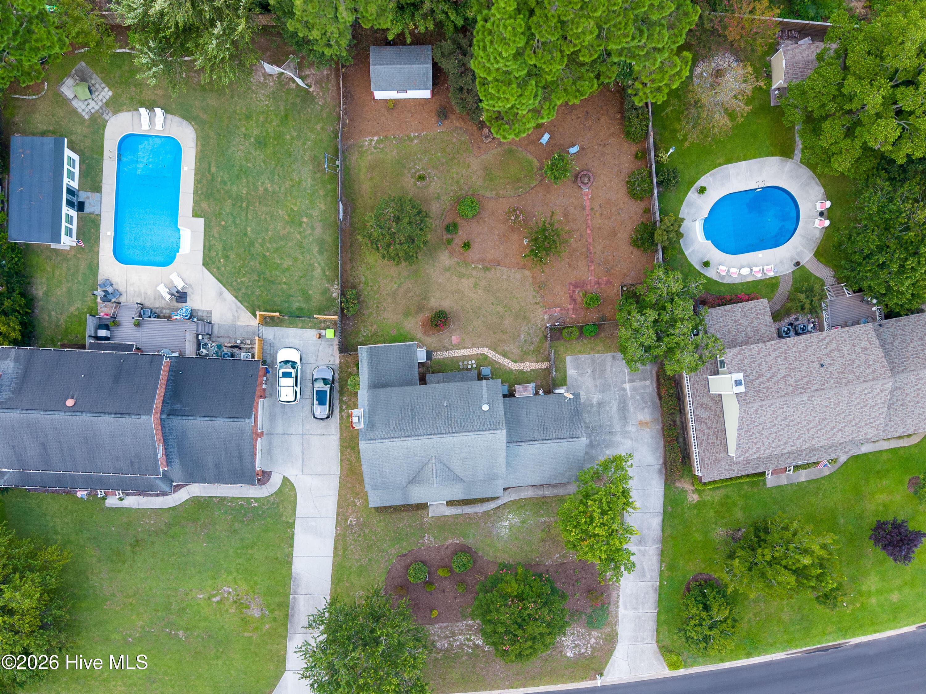 Single Family Residence at 1001 Sheffield Drive, Wilmington, NC 28411, photo 2 of 2