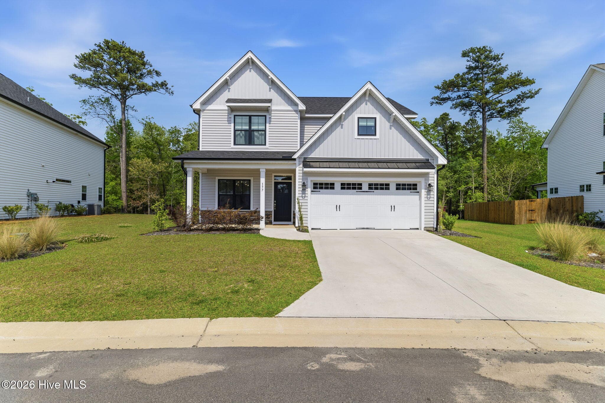 Single Family Residence at 177 Tilloo Cut Way, Hampstead, NC 28443, photo 2 of 74