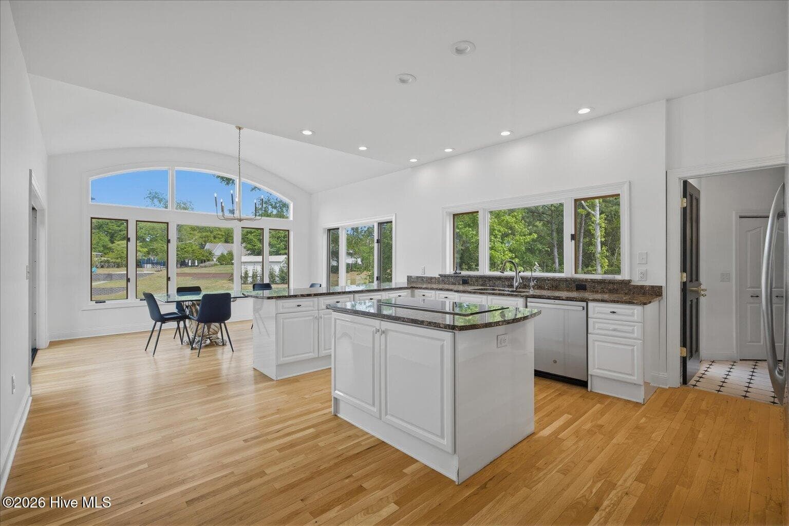 Single Family Residence at 304 Gull Road, Hampstead, NC 28443, photo 16 of 53