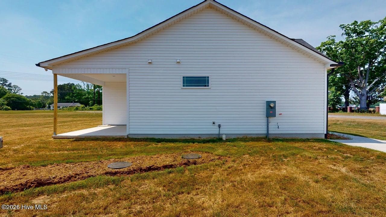 Single Family Residence at 102 Kendall Farms Drive, Goldsboro, NC 27534, photo 21 of 25